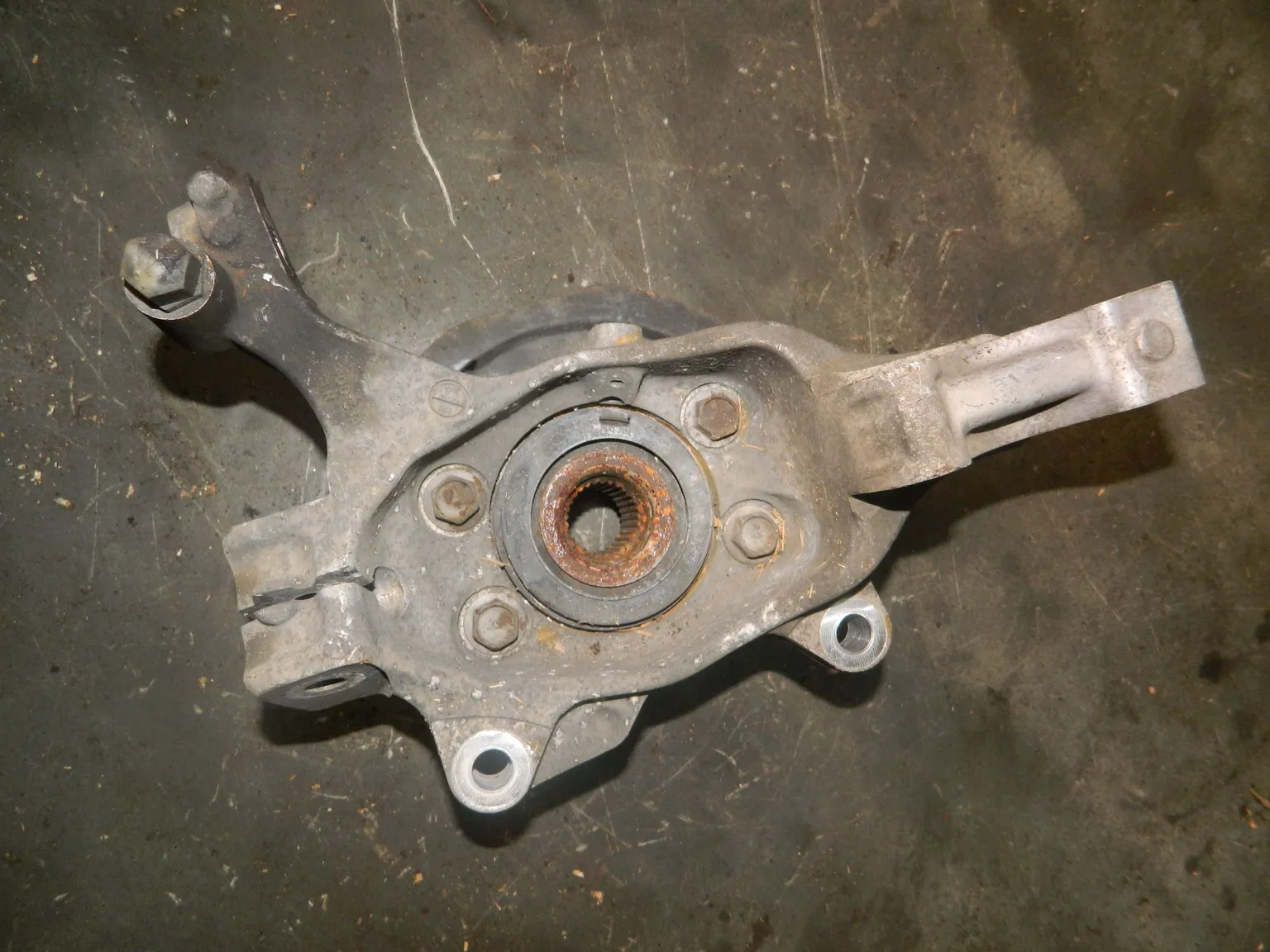 Ступица NISSAN TEANA J32 Перед Лев (Контрактный) 1903300914