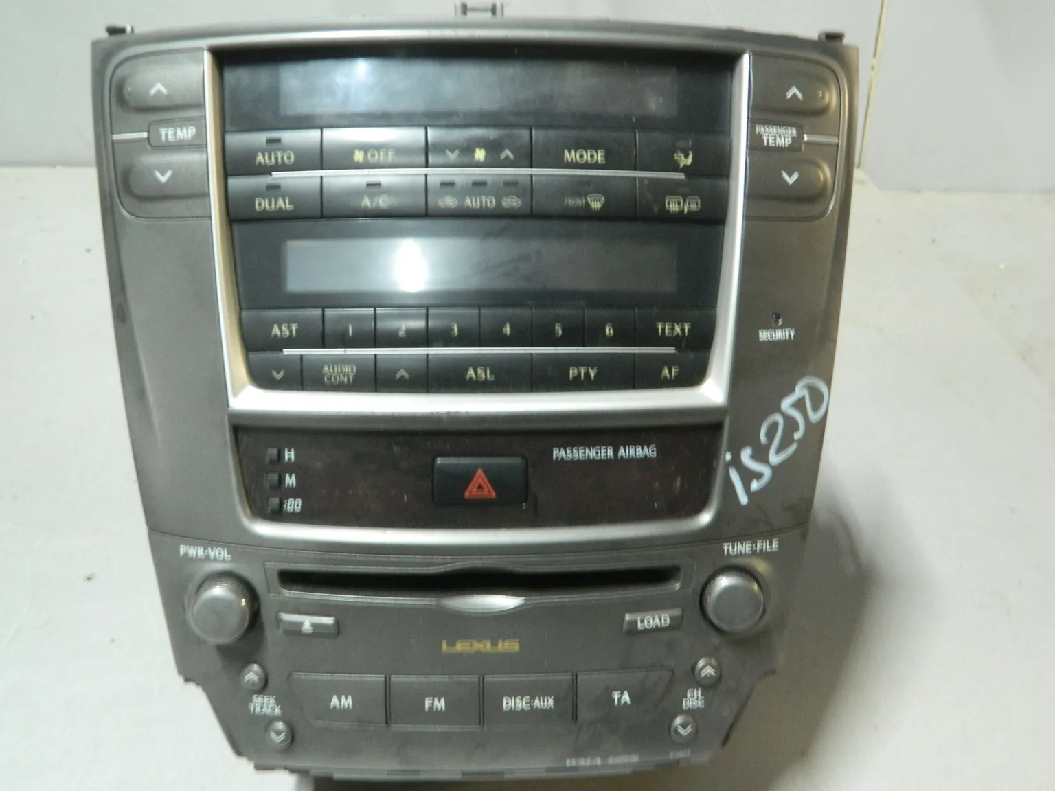 Магнитола LEXUS IS250 GSE20 (Контрактный) 81540329