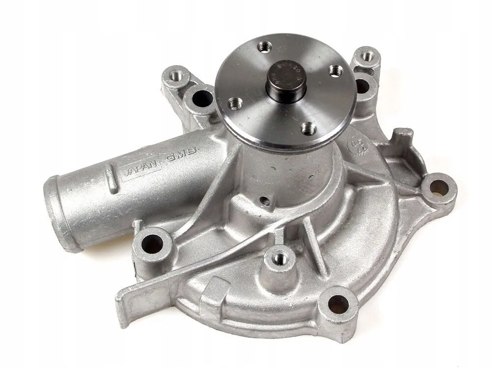 Помпа водяная GMB GWM23A MITSUBISHI GALANT II 2,0 GLS 80-84 MD972051