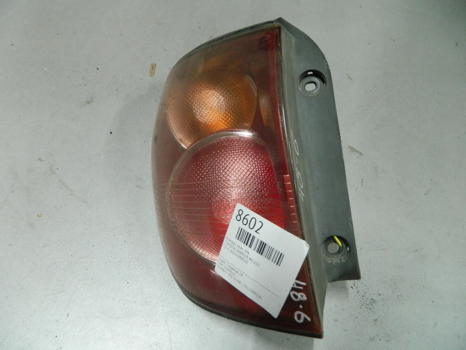 Фонарь TOYOTA HARRIER MCU15 Зад Лев 486 (Контрактный) 64492365