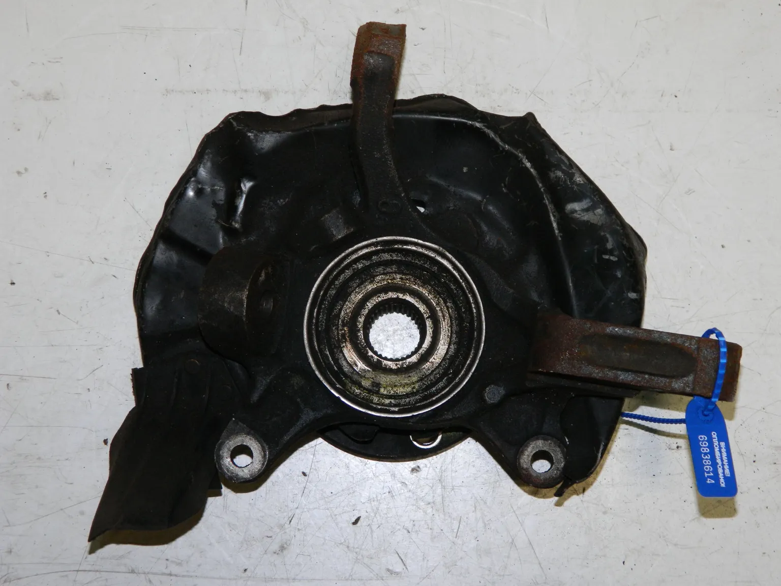 Ступица TOYOTA WINDOM VCV10 Перед Лев (Контрактный) 69838614