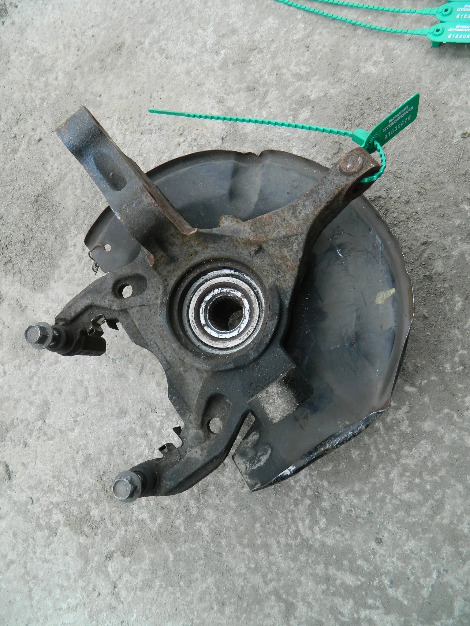 Ступица MITSUBISHI COLT Z25A Перед Прав (Контрактный) 81530870