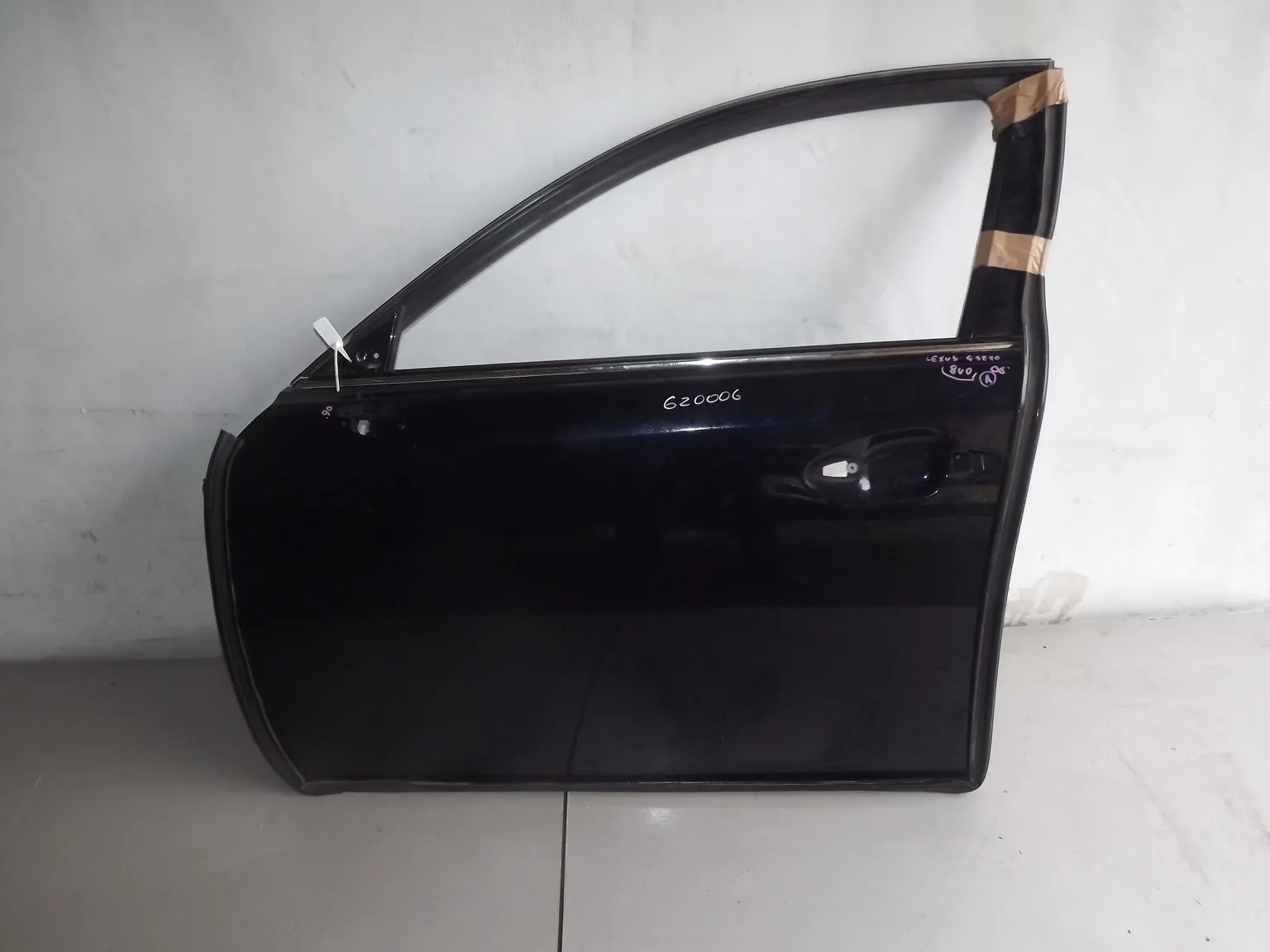 Дверь LEXUS IS200D Перед. Лев. (Контрактный) 45976026