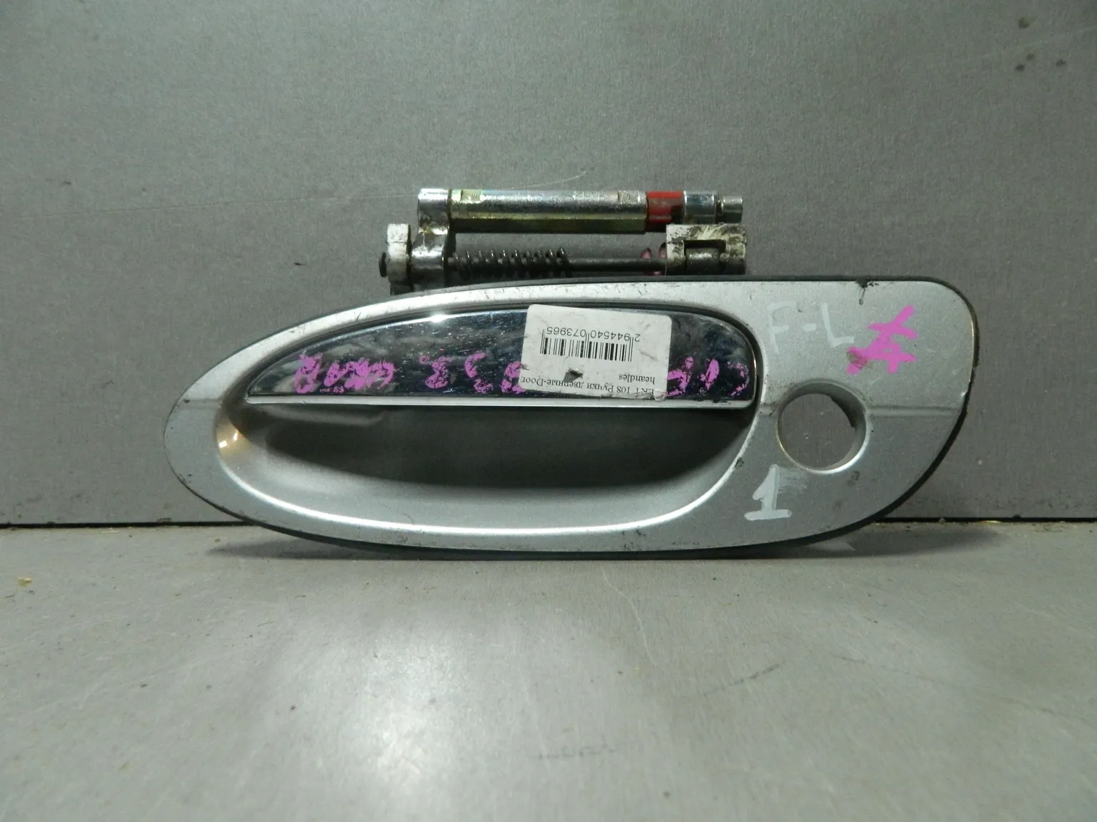 Ручка двери наружная NISSAN MAXIMA A33 Перед Лев (Контрактный) 81539831