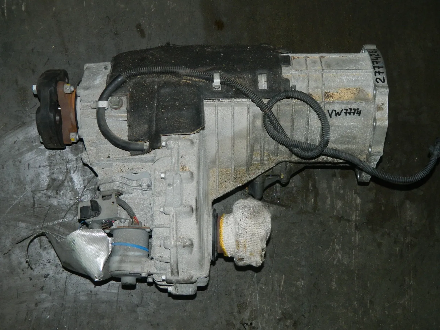Раздаточная коробка VOLKSWAGEN TOUAREG 7L7 BHK (Контрактный) 27774261