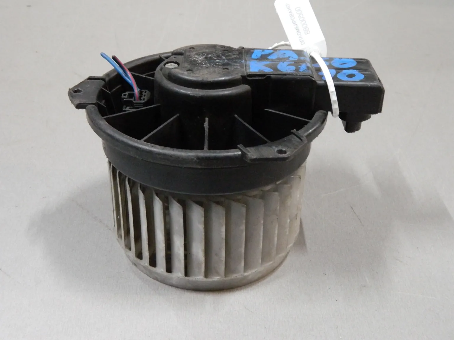 Мотор печки TOYOTA PASSO KGC10 (Контрактный) 68000500