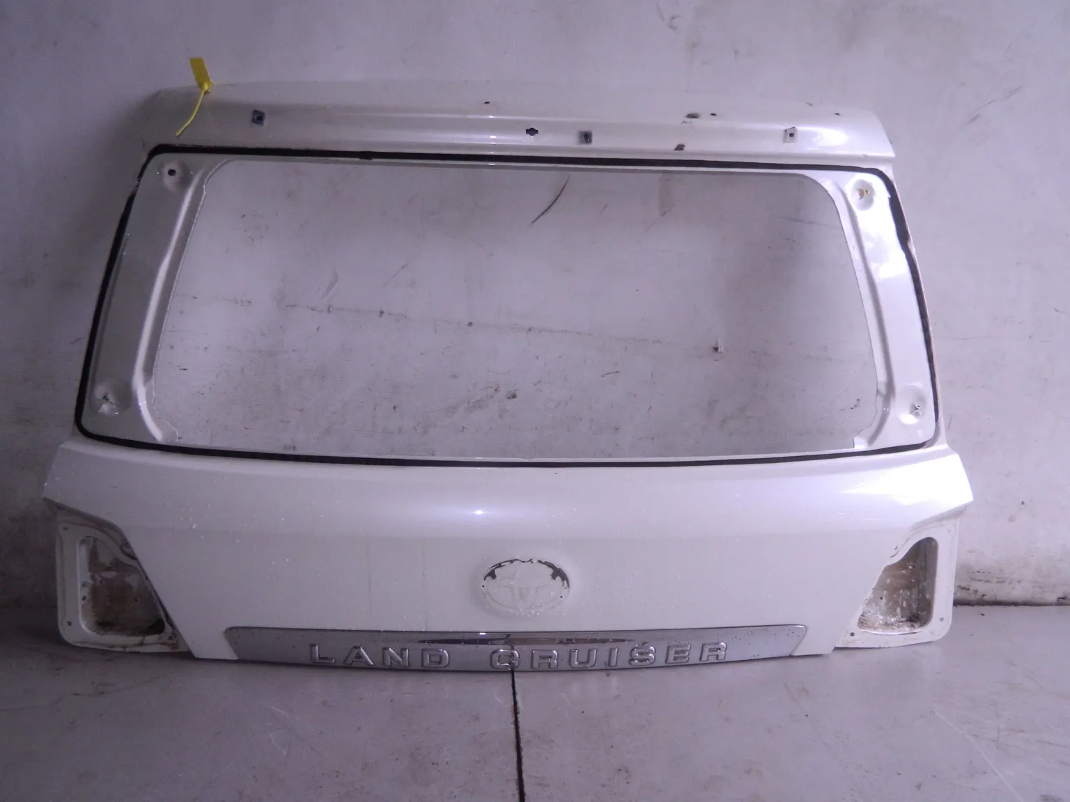 Крышка багажника TOYOTA LAND CRUISER J200 (Б/У) 94584393