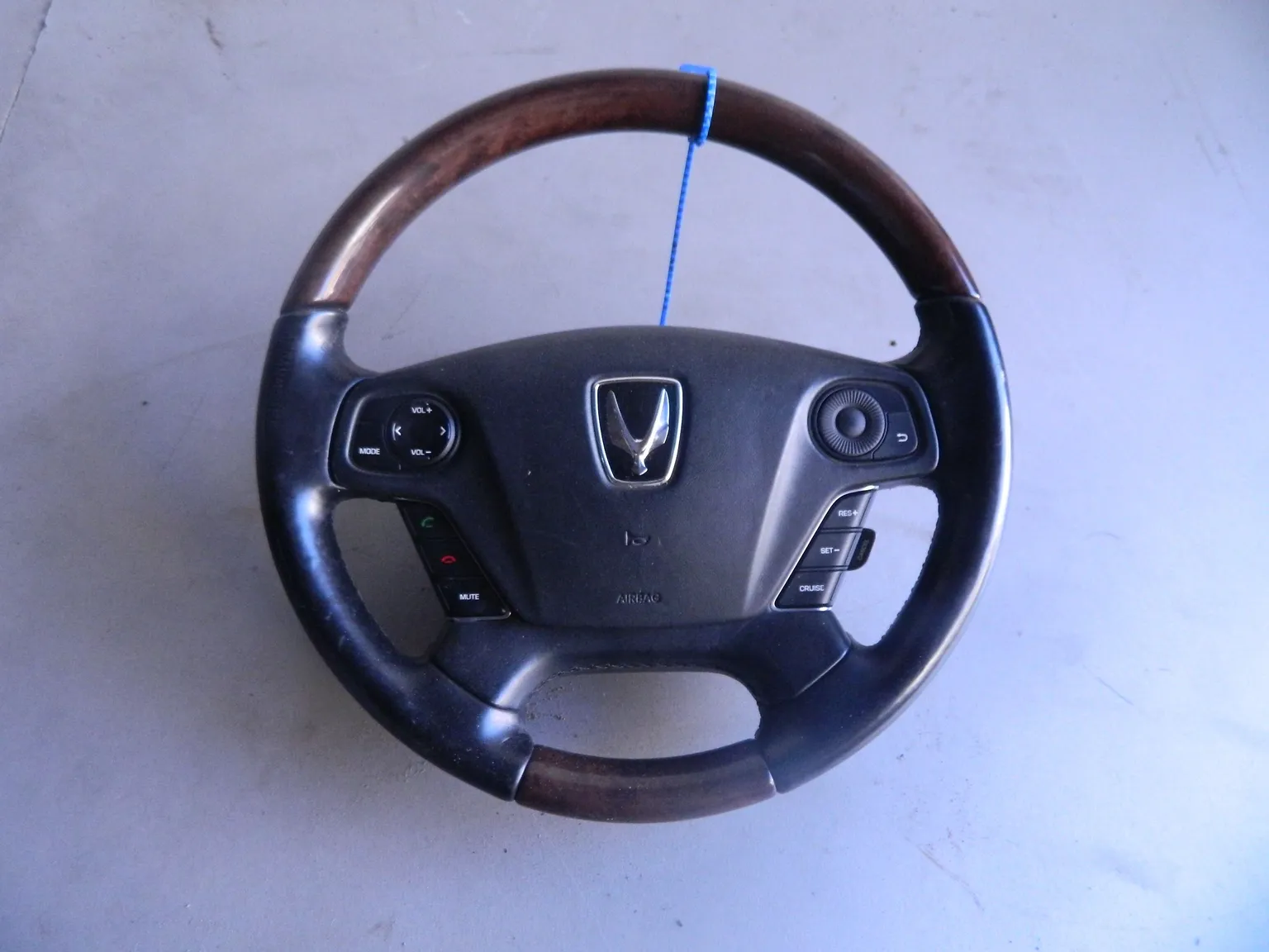 Руль HYUNDAI EQUUS VI G6DJ (Б/У) 69838501