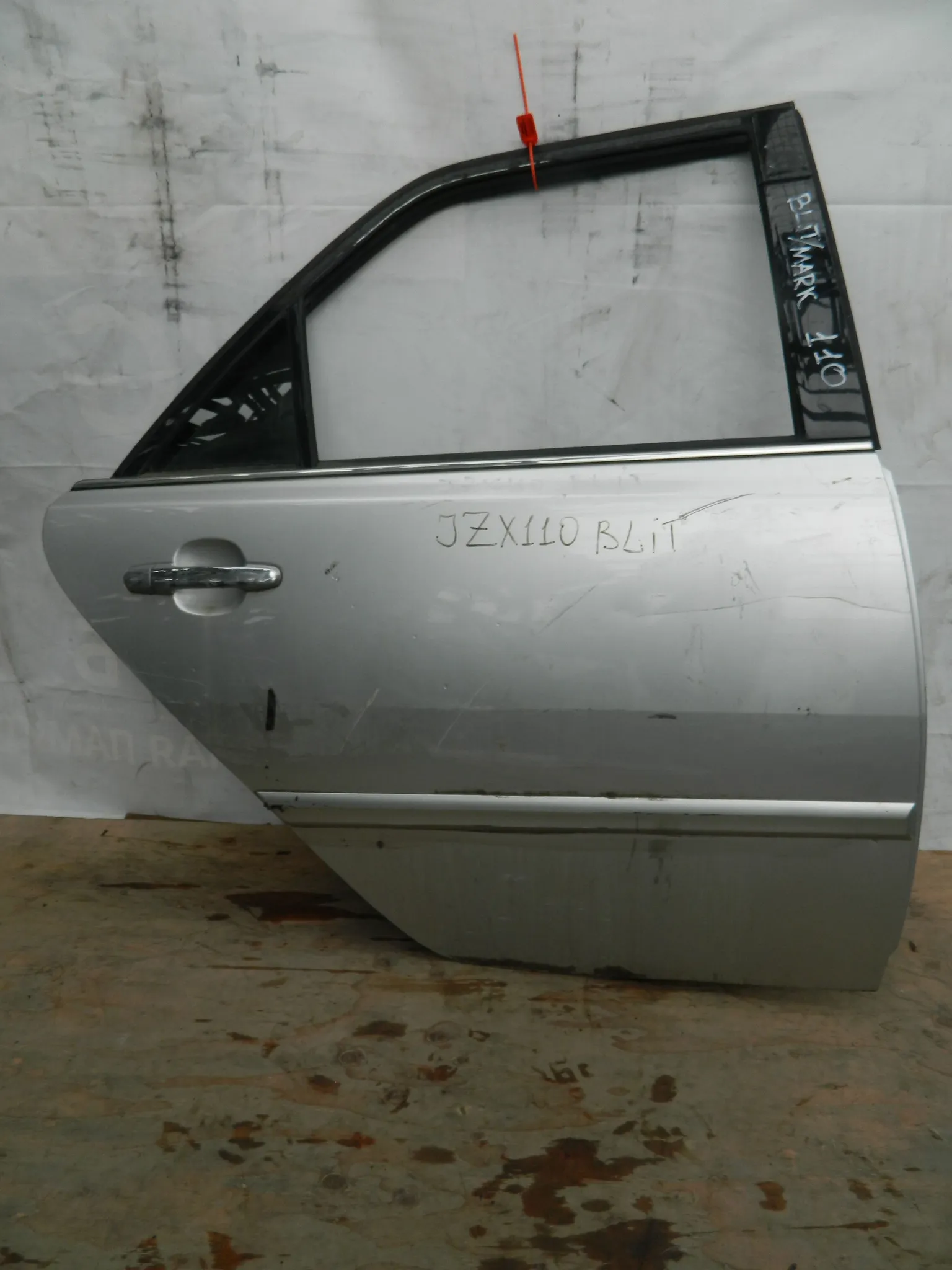 Дверь TOYOTA MARK II WAGON BLIT JZX110 Зад Прав (Контрактный) 72355604