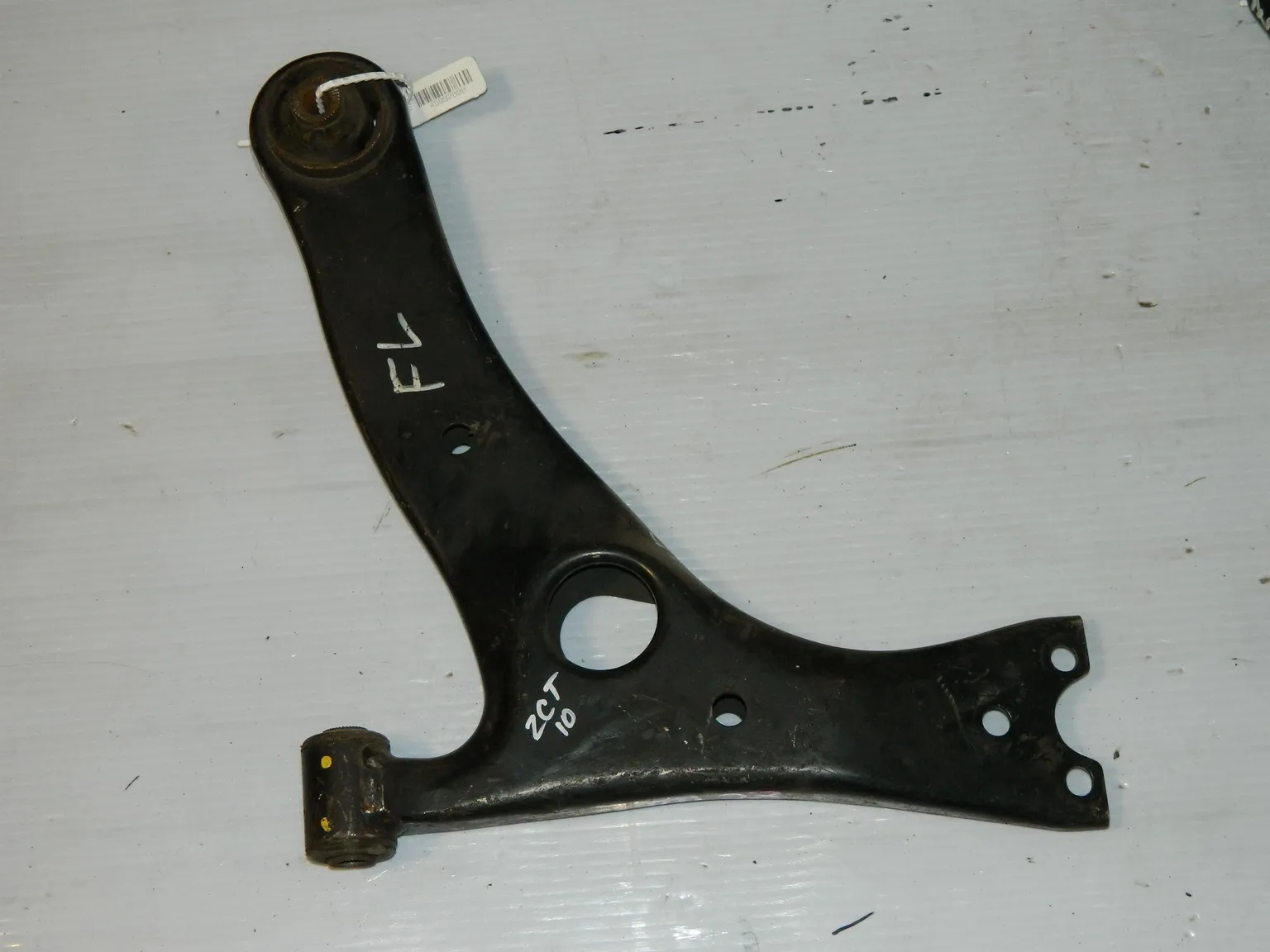 Рычаг подвески TOYOTA OPA ZCT10 Перед Лев (Контрактный) 45992888