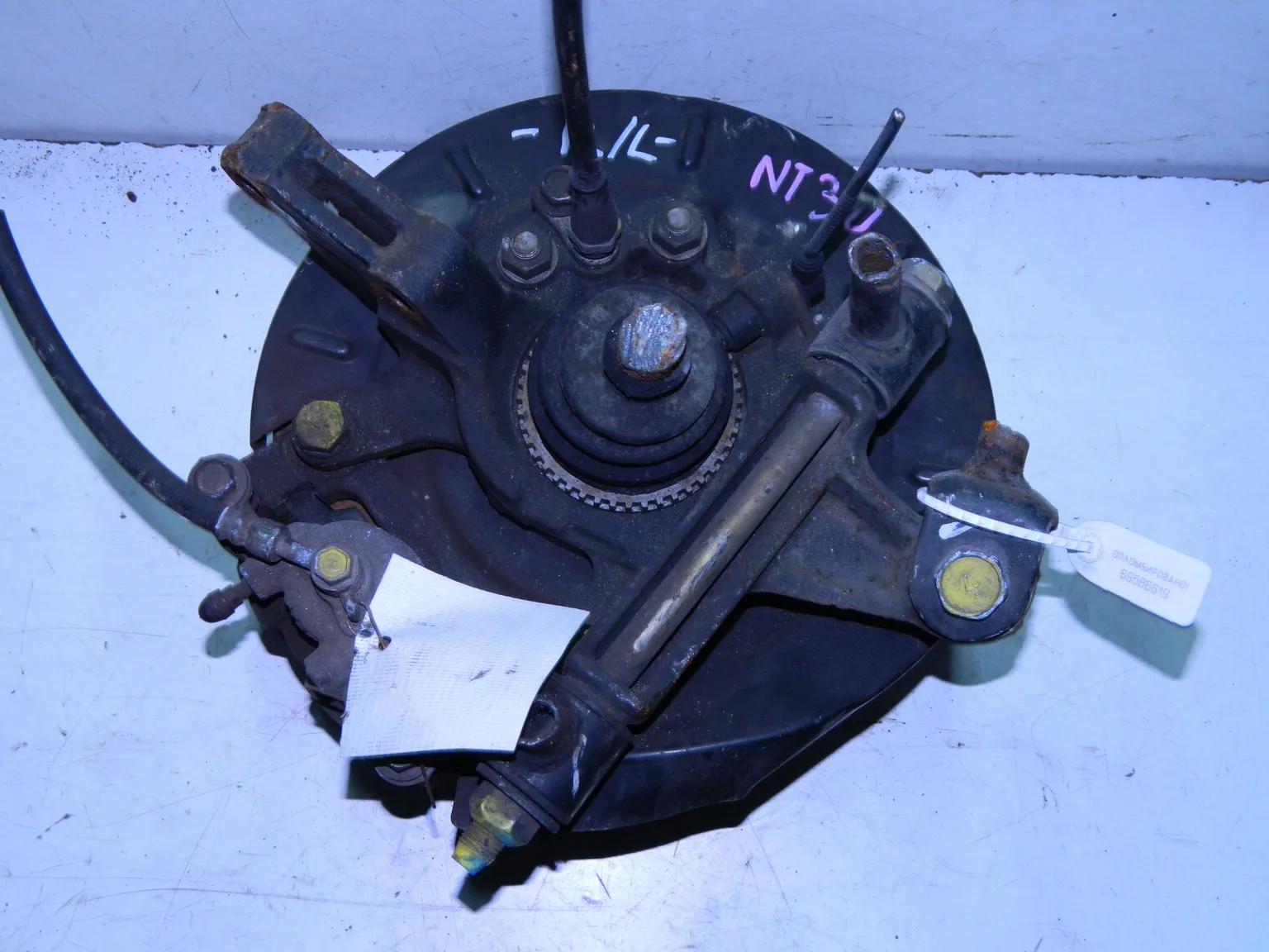 Ступица NISSAN X-TRAIL T30 Зад Лев (Контрактный) 69586619