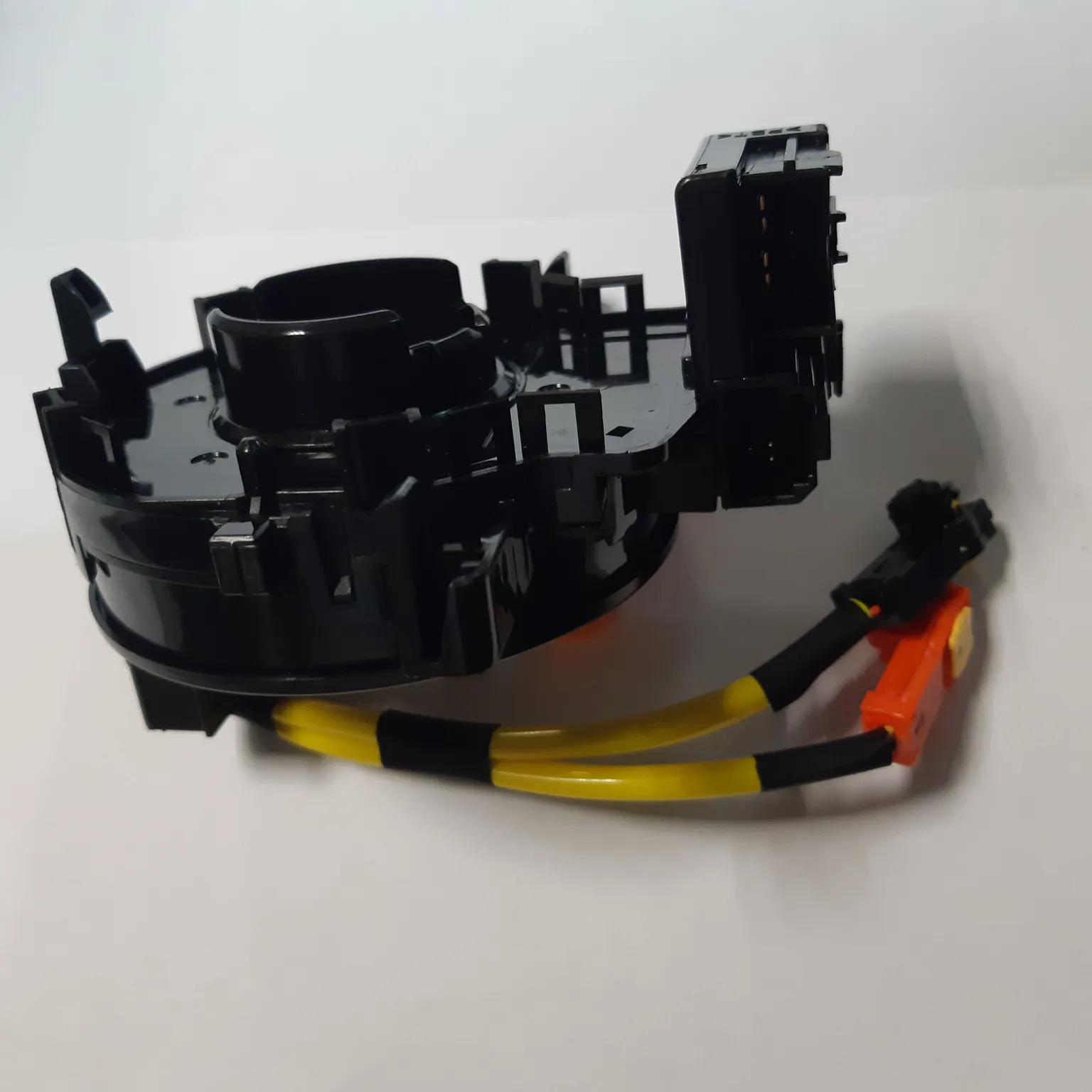 Шлейф подрулевой GENERAL PARTS 843060P010 TOYOTA MARK X, GRX122, RAV4, ACA32, ACA33, ACA37