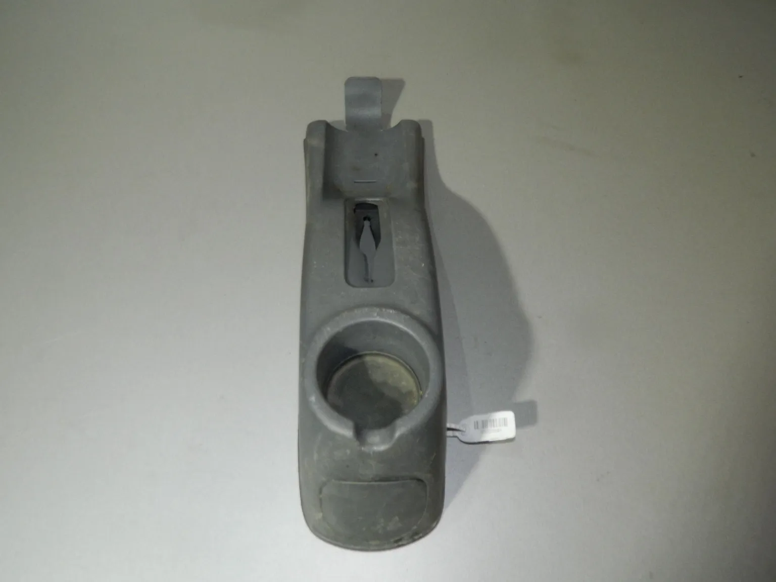 Консоль центральная HYUNDAI ACCENT LC (Б/У) 35020546