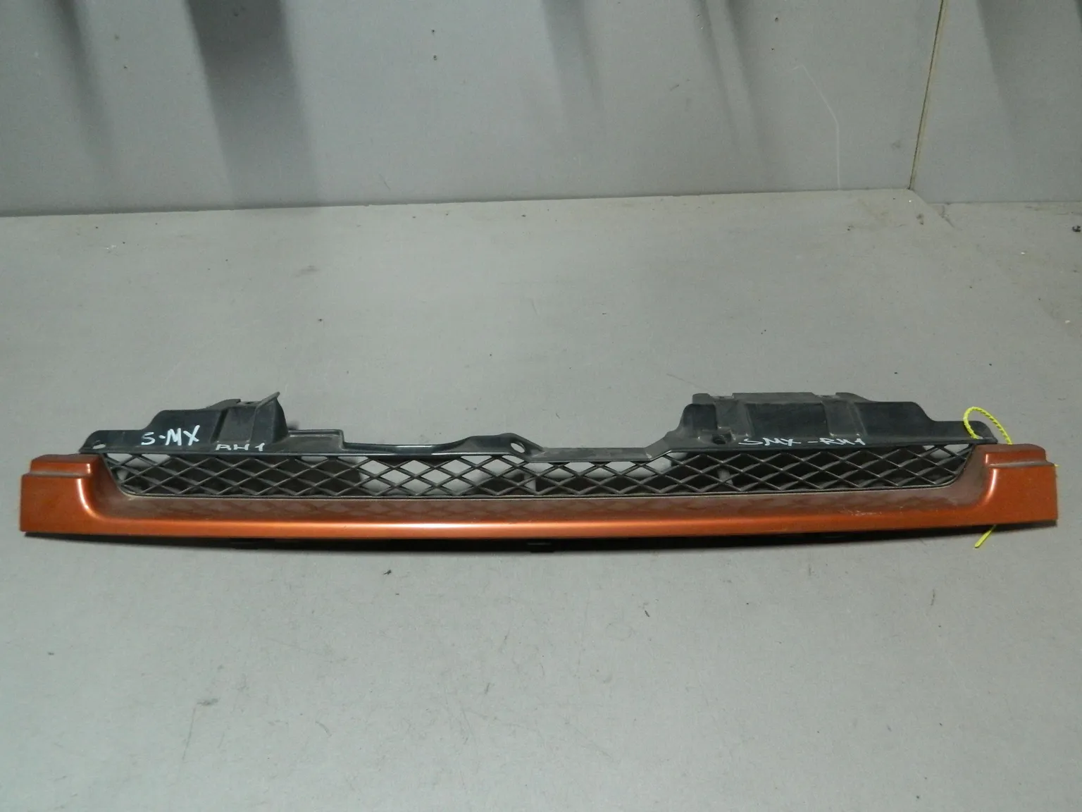 Решетка радиатора HONDA S-MX RH1 (Контрактный) 79773031