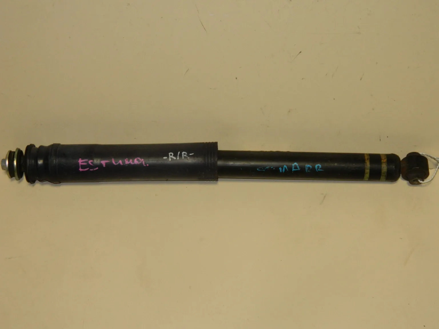 Амортизатор TOYOTA ESTIMA TCR10 Зад (Контрактный)