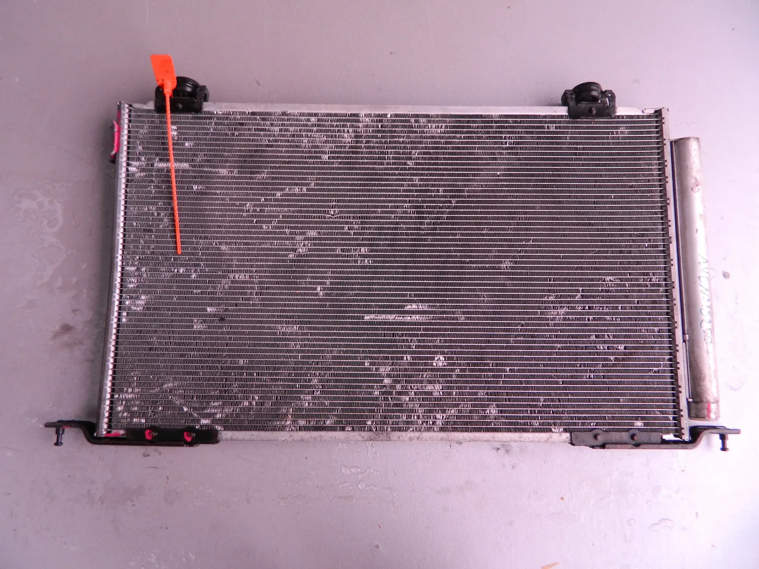 Радиатор кондиционера TOYOTA AVENSIS AZT250 (Контрактный) 72367769