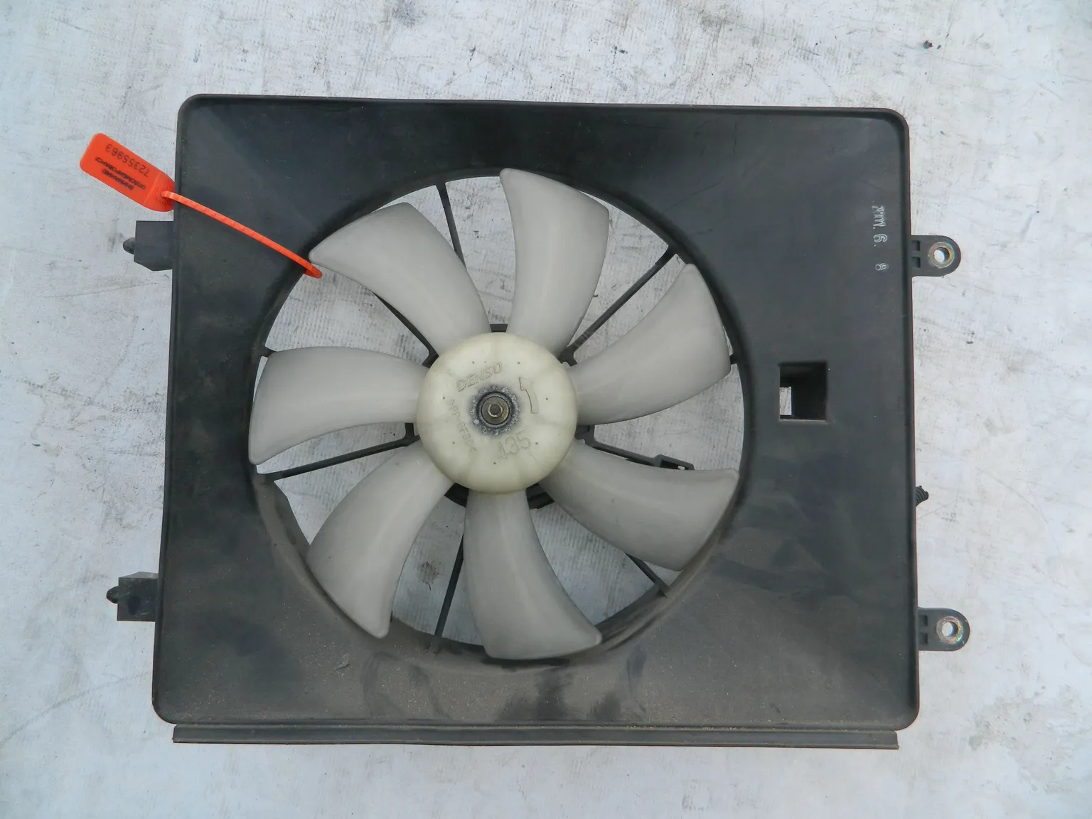 Диффузор радиатора HONDA STREAM RN1 (Контрактный) 72355963