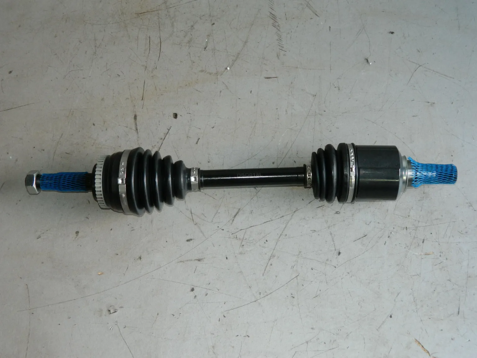 Привод GENERAL PARTS DSD018L Шлицы Наруж 25T / Внут 25T NISSAN WINGROAD / AD QG Y11 2WD LH