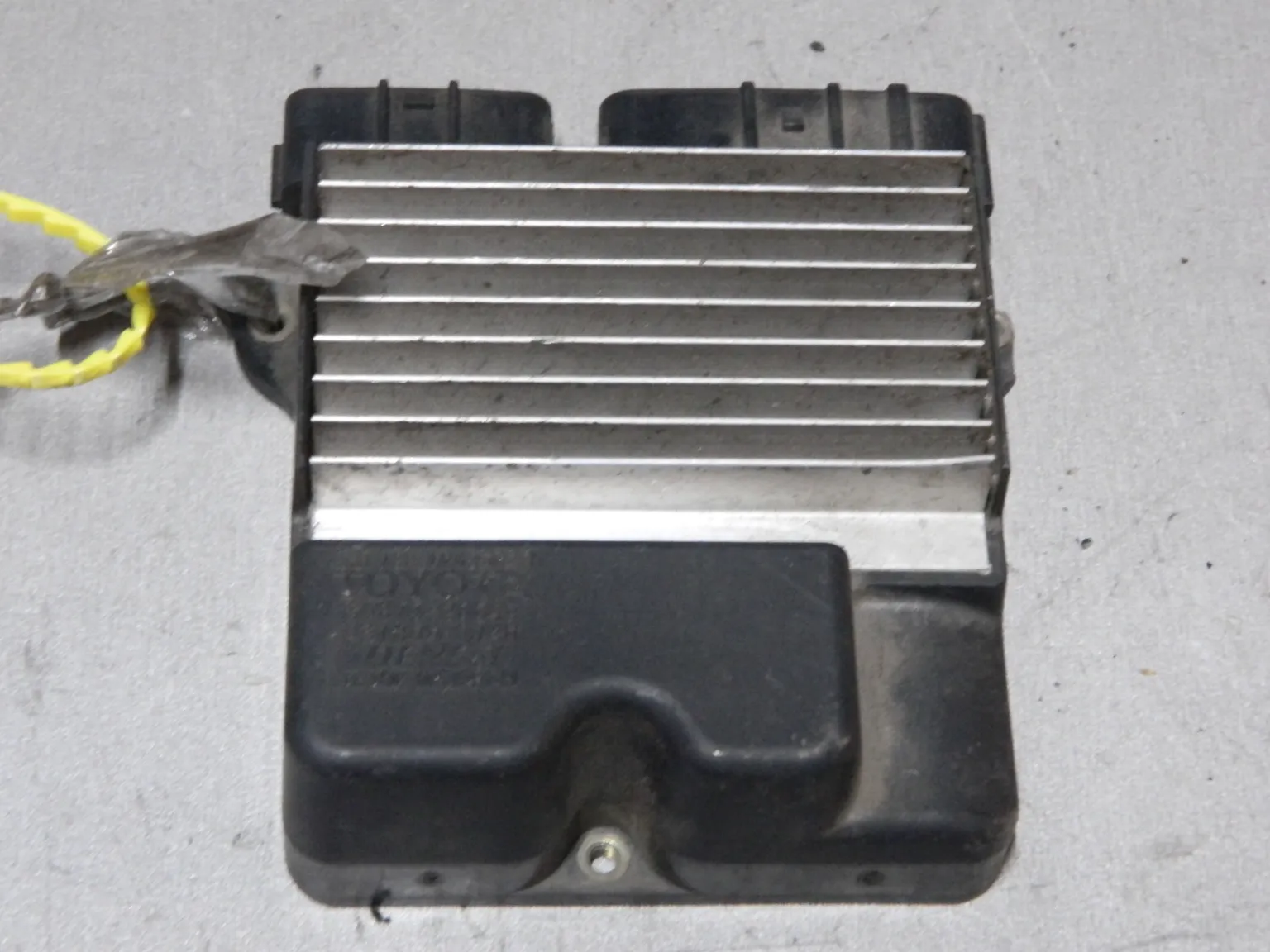 Блок управления форсунками TOYOTA 1AZFSE (Контрактный) 79780457