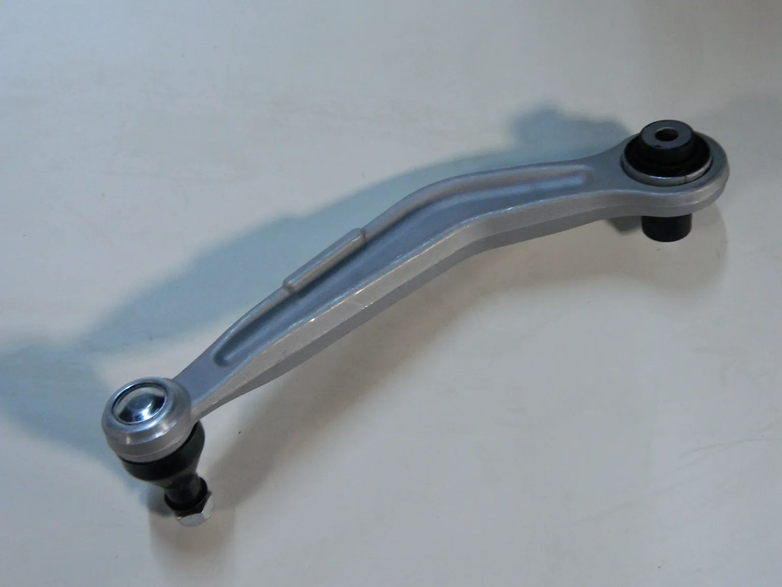 Рычаг GENERAL PARTS 33306772242 BMW 5-Series E60 03-10, BMW 5-Series E61 04-10, BMW 5-Series E60 07-