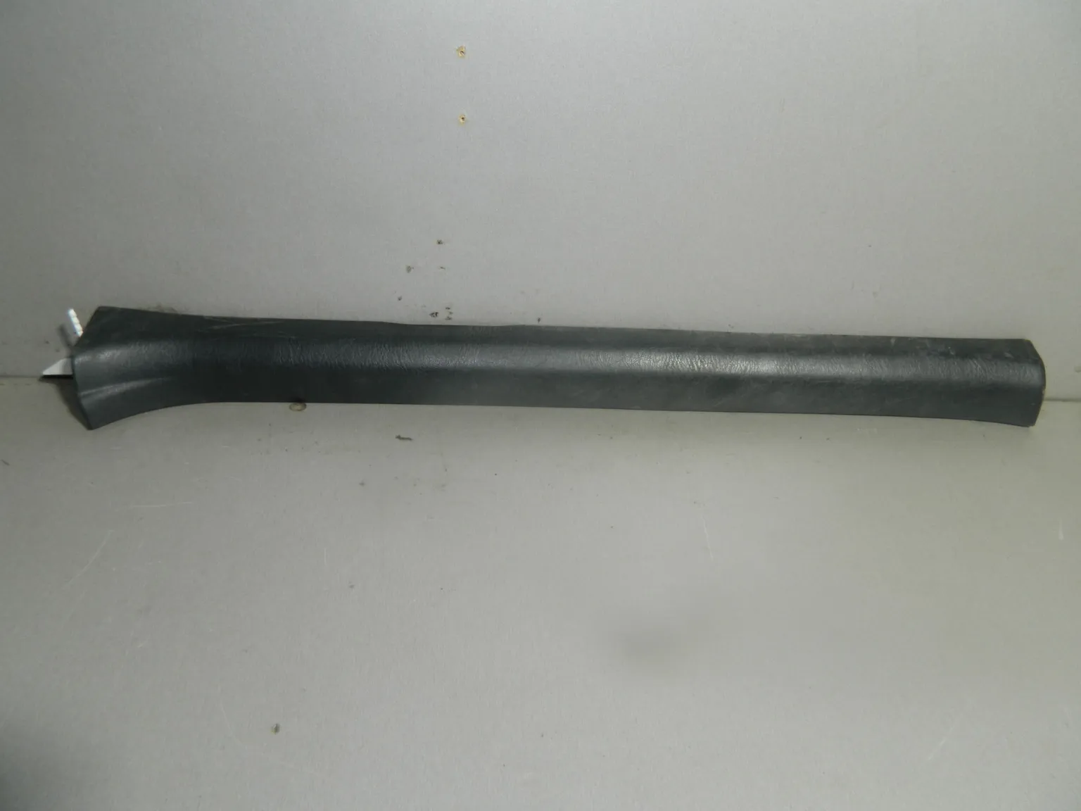 Накладка порога внутренняя TOYOTA COROLLA E120 Перед Прав (Б/У)  45993865 6791302090A