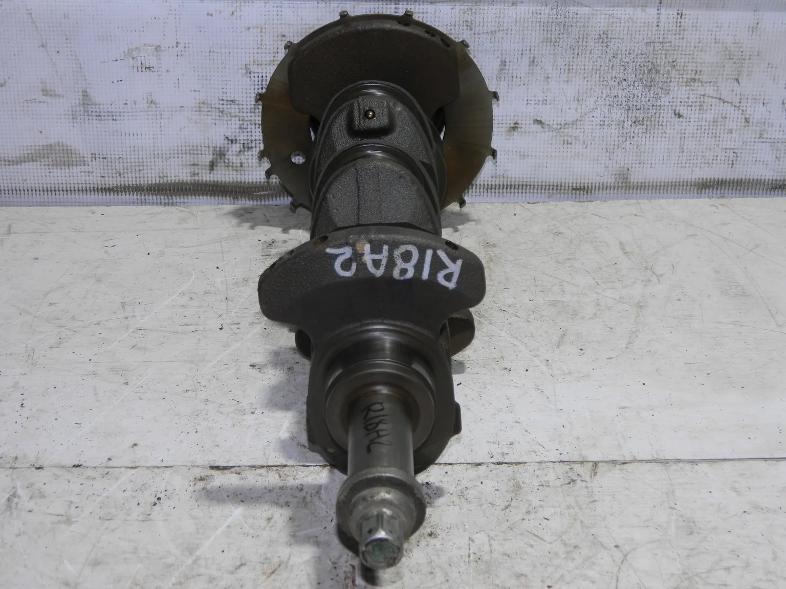 Коленвал HONDA R18A2 (Контрактный) 65243874