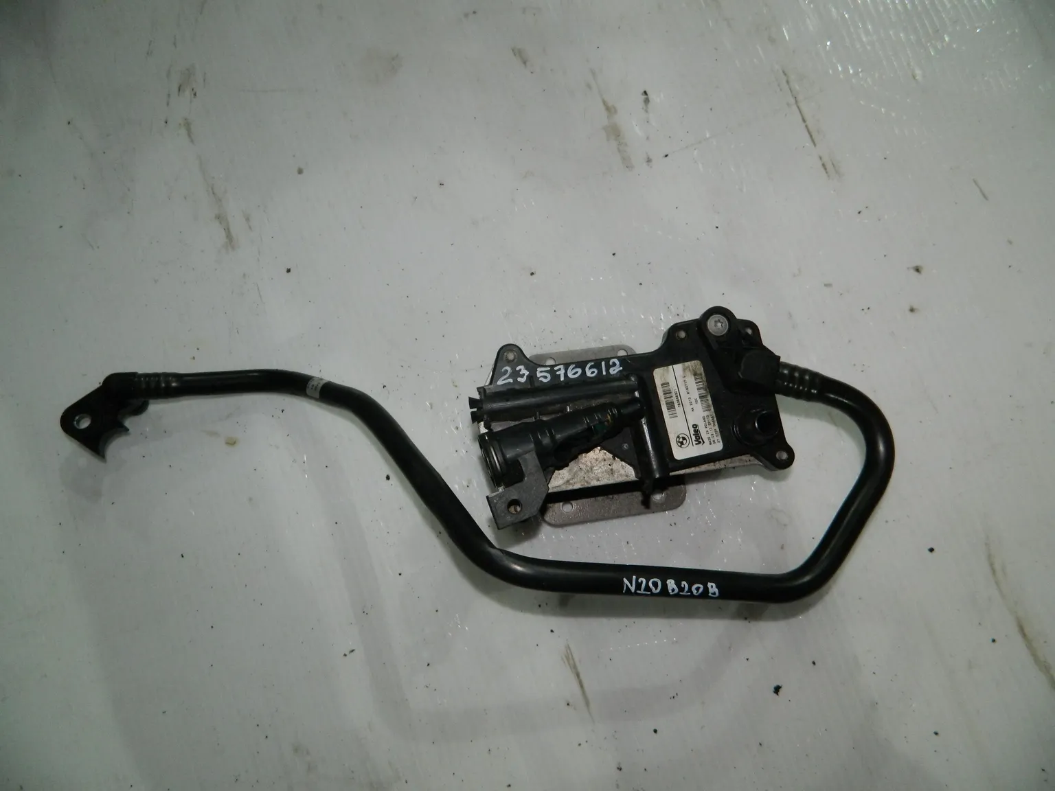 Теплообменник BMW 5-Series F10 N20B20B (Контрактный) 23576612