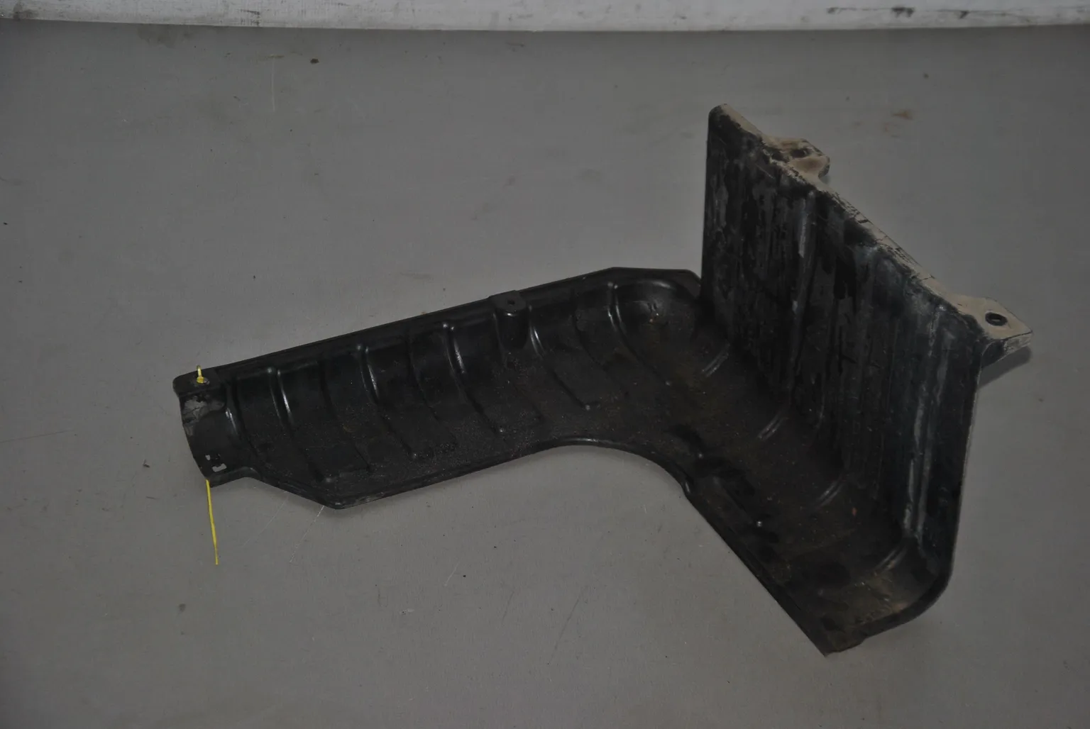 Пыльник двигателя KIA RIO QB G4FA Перед. Прав (Б/У) 40940251