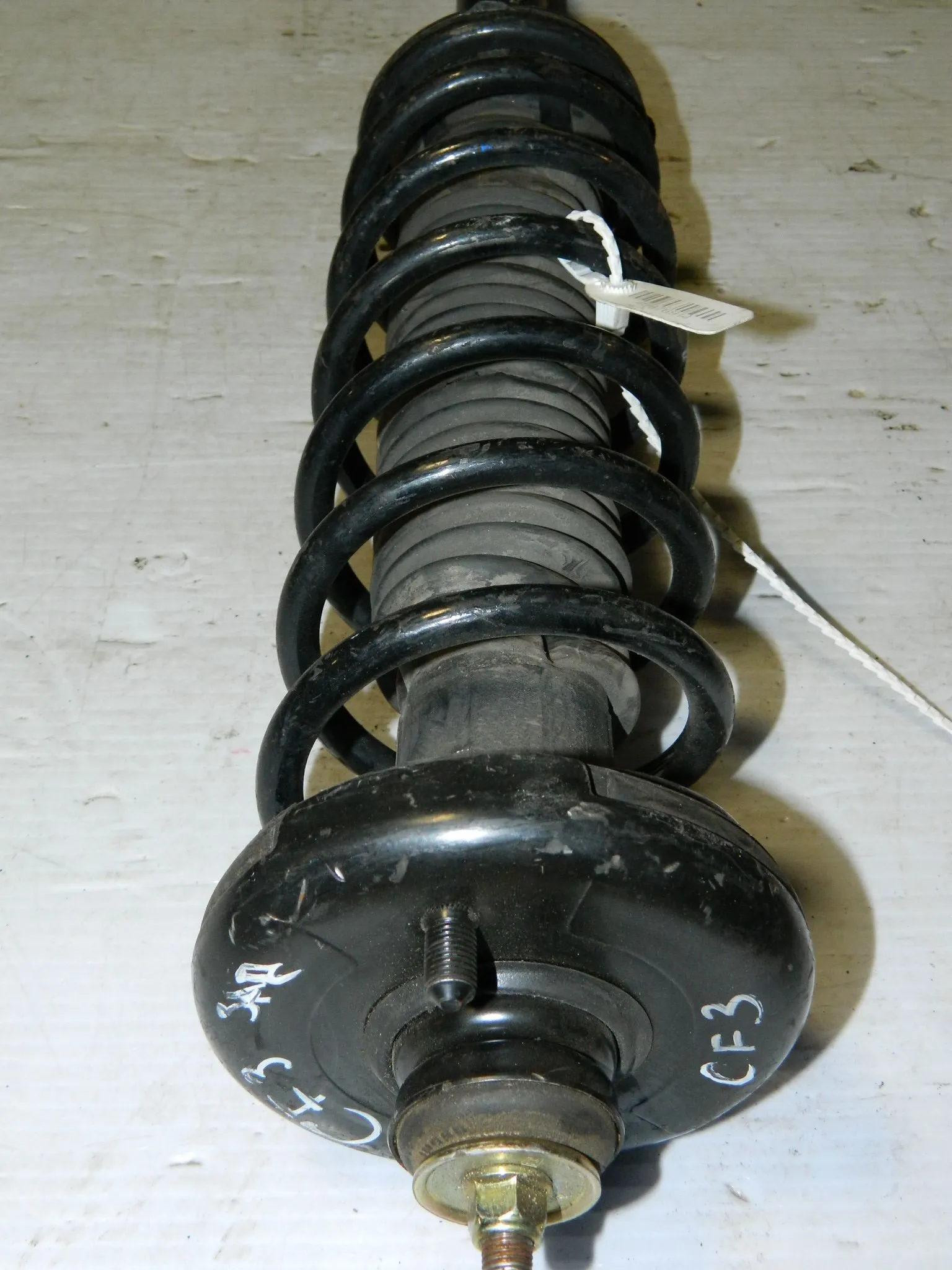 Стойка подвески HONDA TORNEO CF3 Зад (Контрактный) 45976914