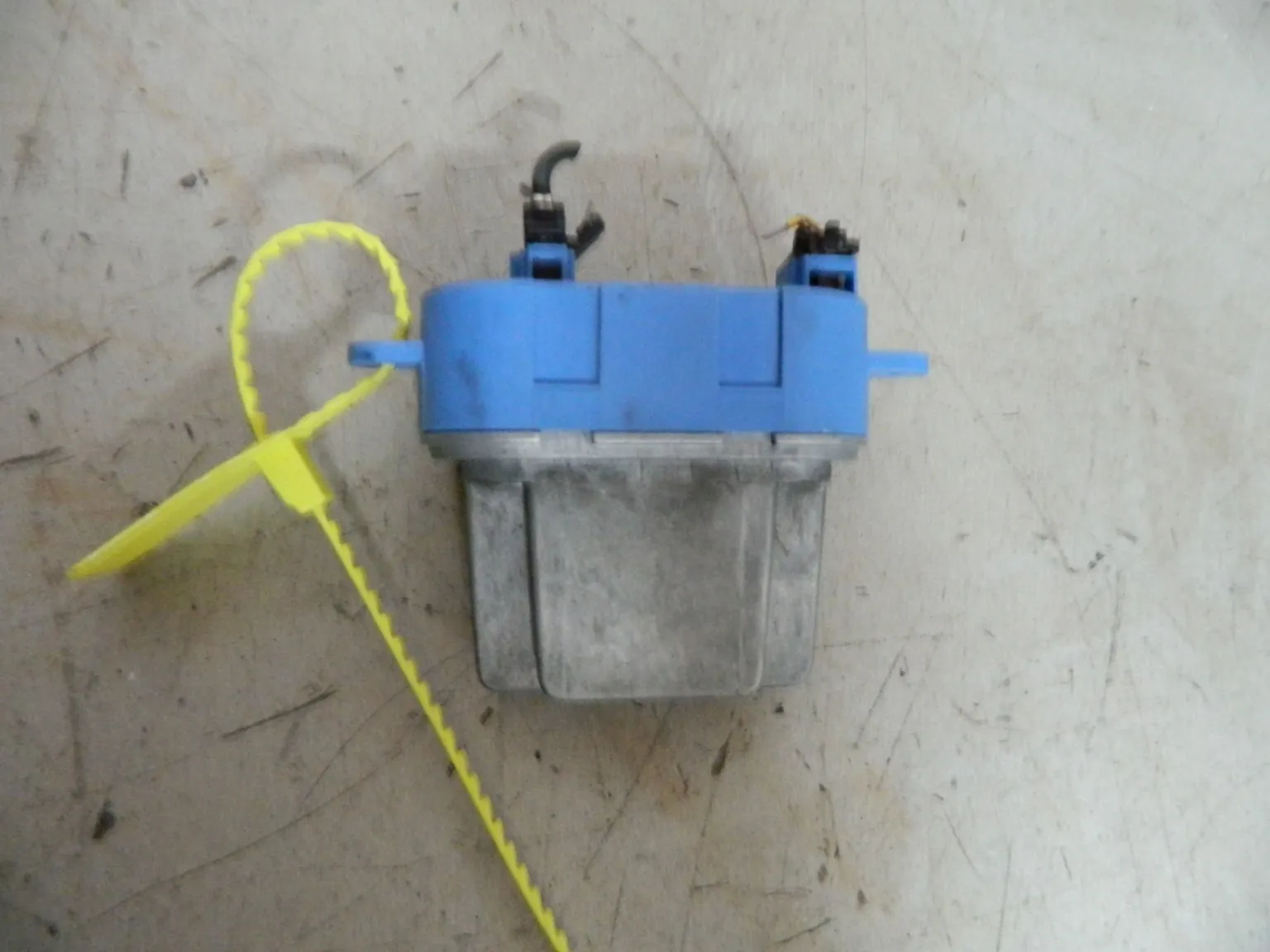 Резистор отопителя  PORSCHE CAYENNE 955 (Контрактный) 94584122