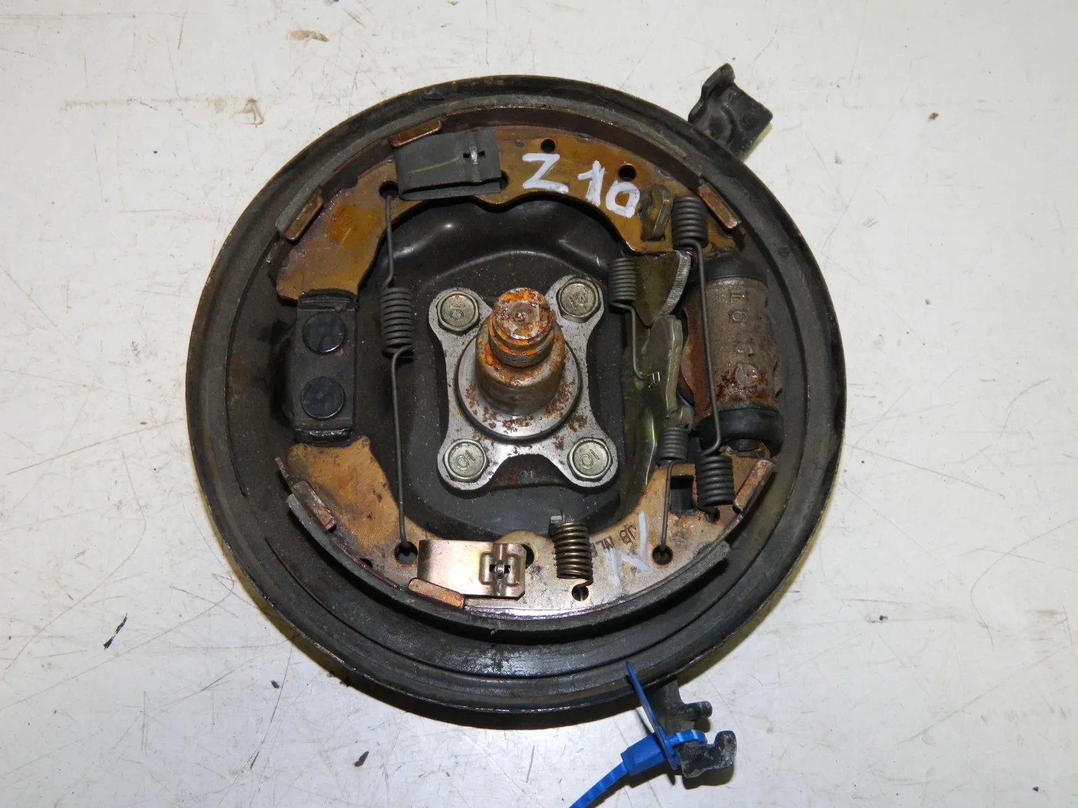 Цилиндр тормозной NISSAN CUBE Z10 Зад Прав (Контрактный) 69838572