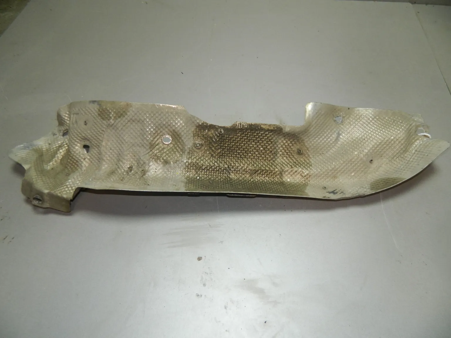 Экран теплозащитный HYUNDAI EQUUS VI G6DA 2013-2015 (Б/У) 35017766