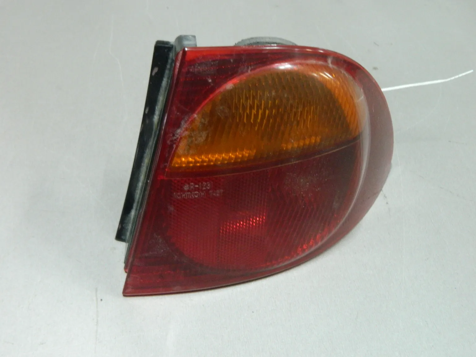 Фонарь TOYOTA CALDINA ST210 Зад Прав 2136 (Контрактный) 03344336