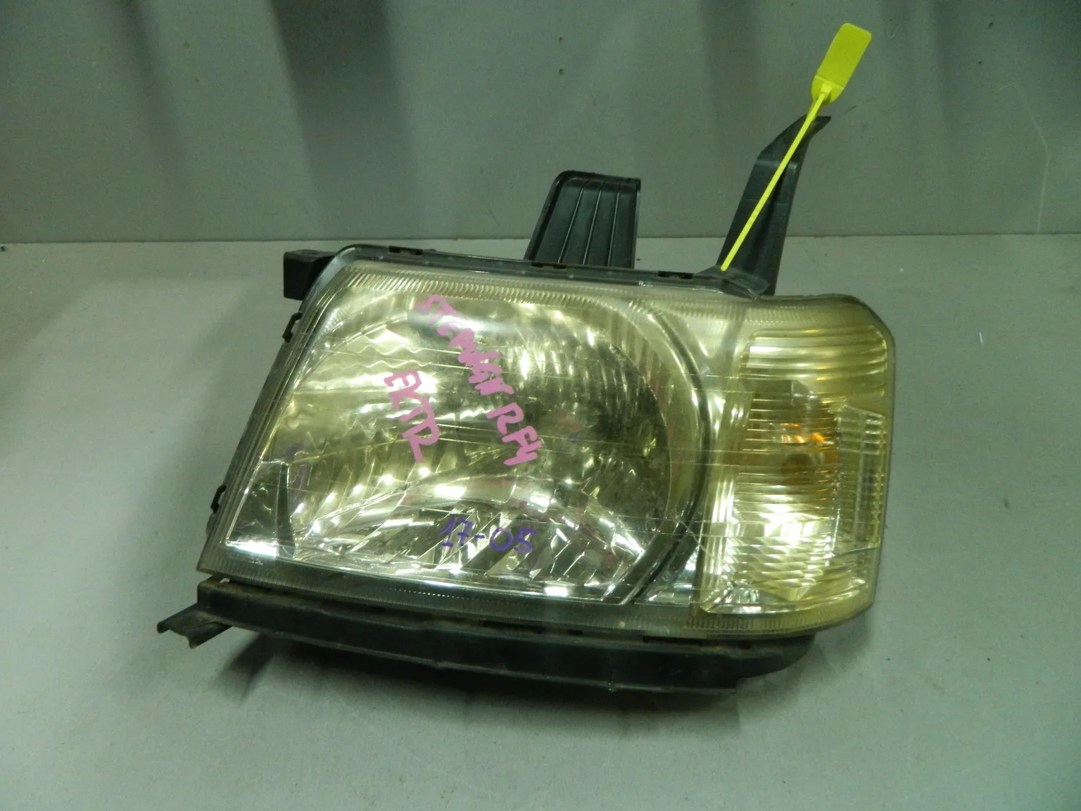 Фара HONDA STEPWGN RF3 Перед Лев 1705 (Контрактный) 64492821