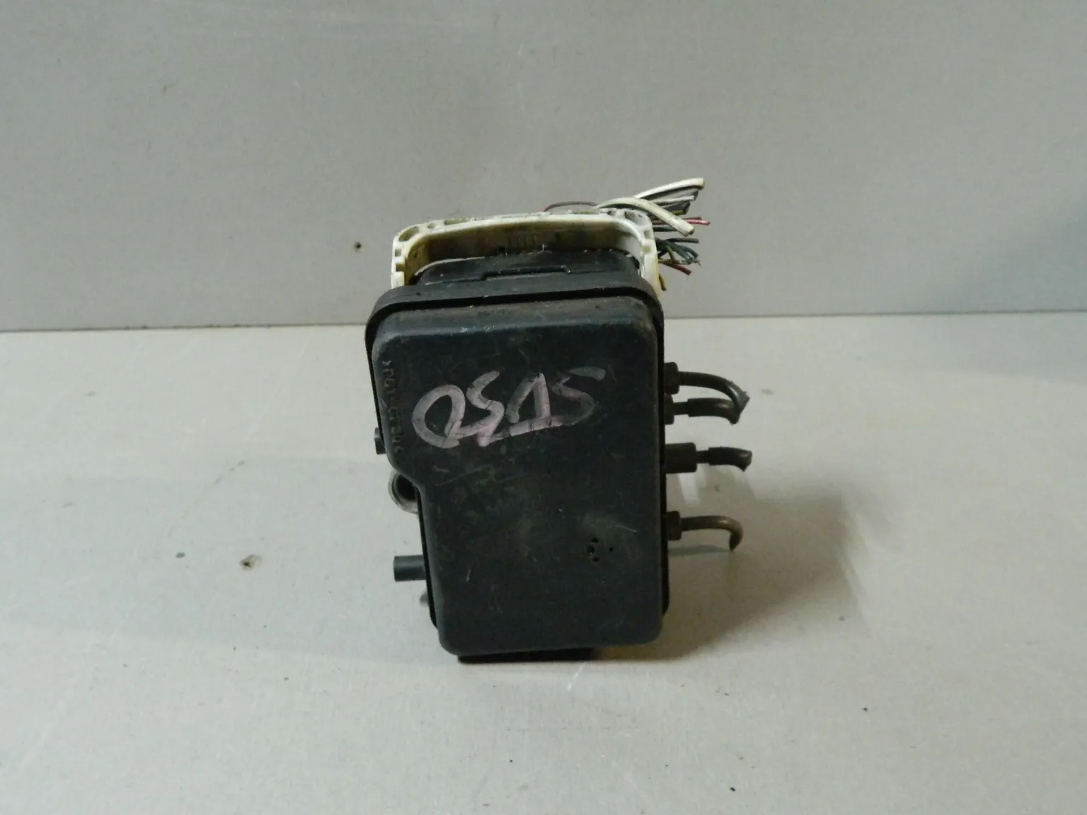 Блок ABS TOYOTA VISTA ARDEO SV50 (Контрактный) 81532914