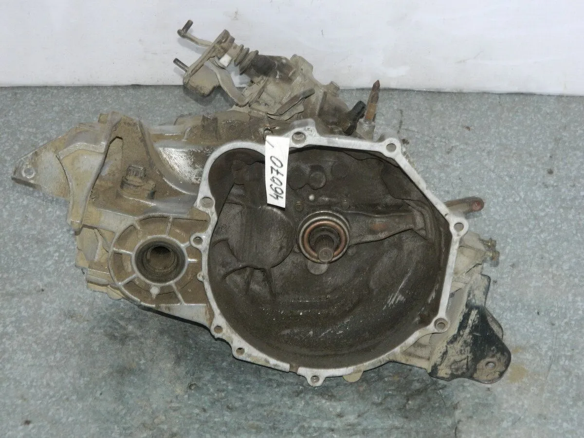 МКПП MITSUBISHI LANCER CS2A 4G13 (Б/У)