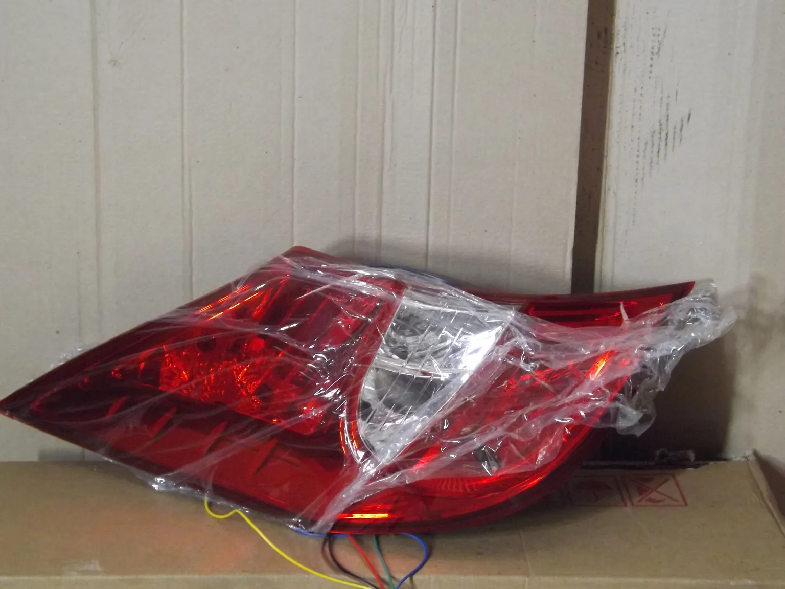 Фонарь ATB 1AHS109UL HYUNDAI SOLARIS I 2010 - 2017 Лев/Хетчбек