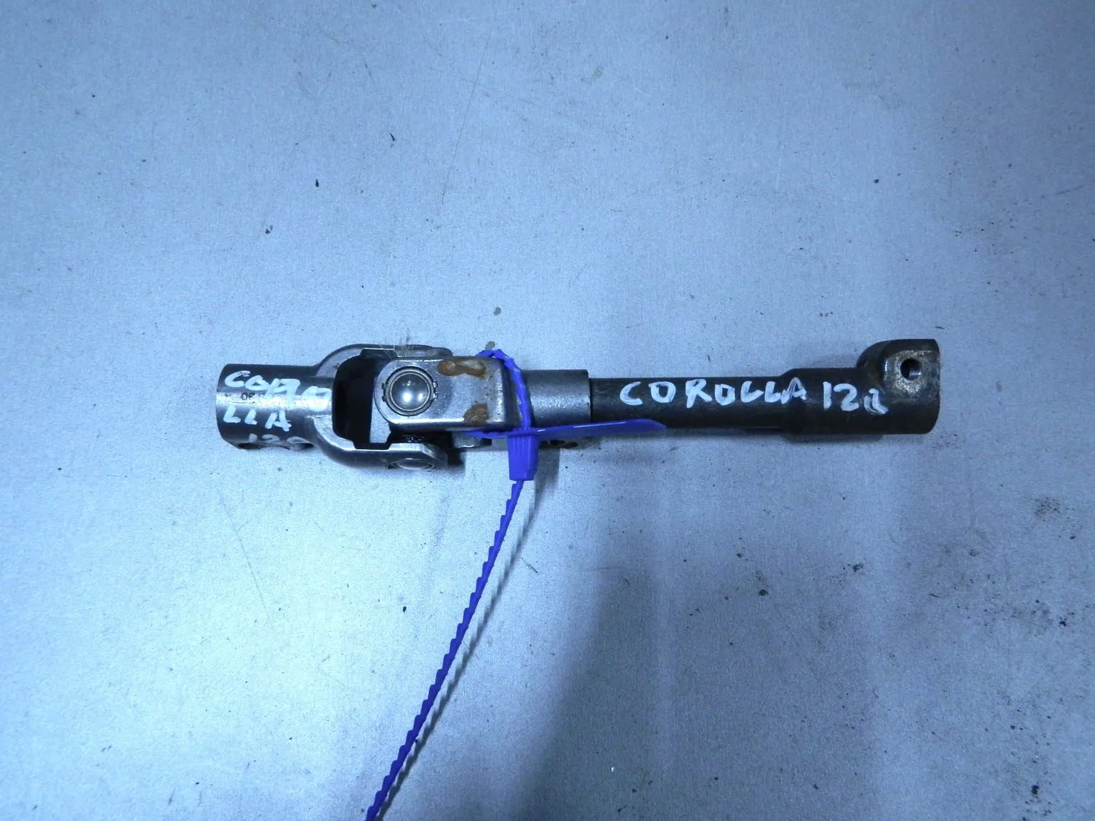 Кардан рулевой TOYOTA COROLLA 120 ЕВРОПА (Б/У) 69838931 4520902H00