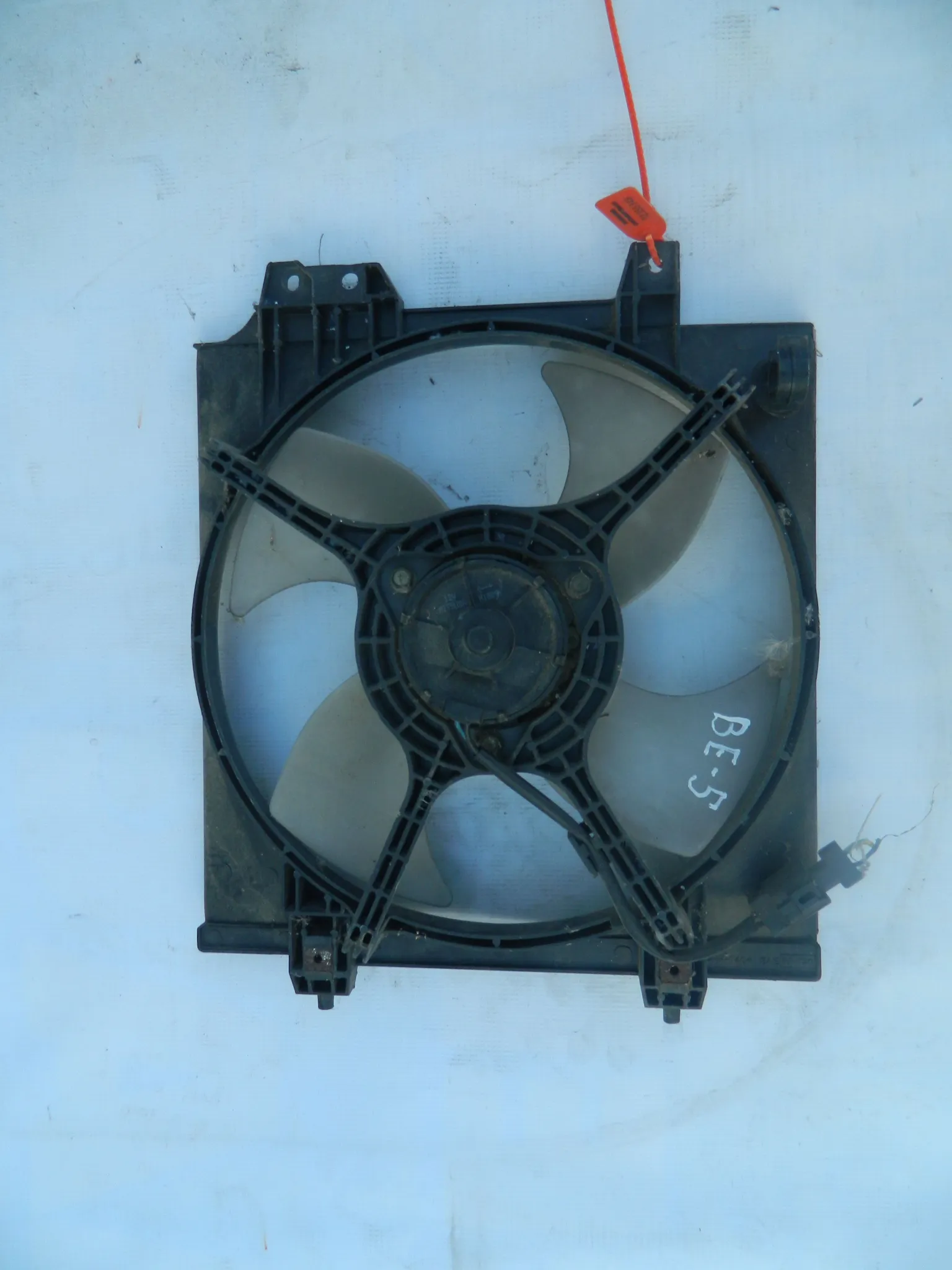 Диффузор радиатора SUBARU LEGACY BE5 (Контрактный) 72355349