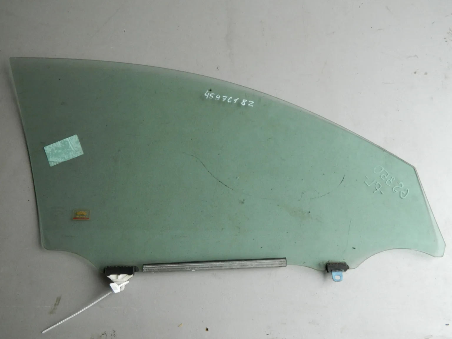Стекло двери LEXUS GS350 Перед. Лев. (Контрактный) 45976182