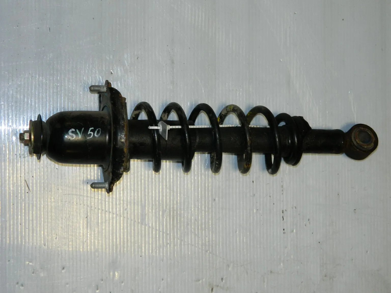 Стойка подвески TOYOTA VISTA SV50 Зад Прав (Контрактный) 45989244