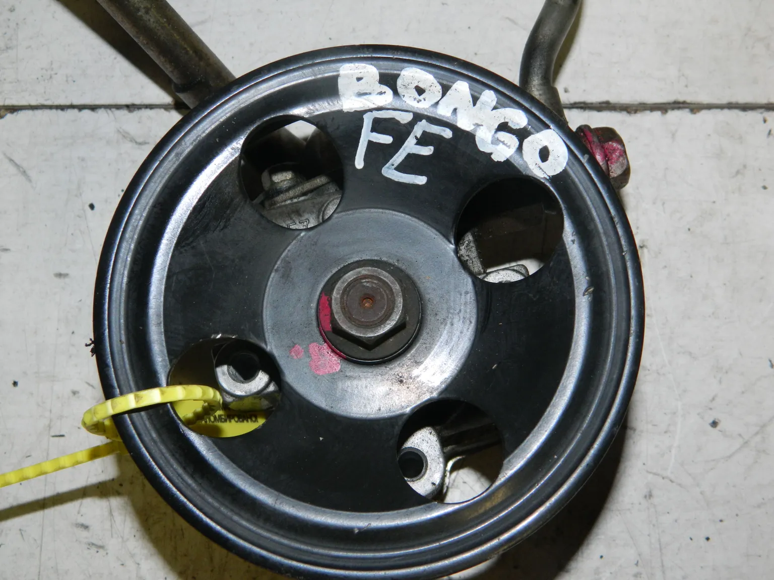 Гидроусилитель руля MAZDA BONGO F8E (Контрактный) 79768239