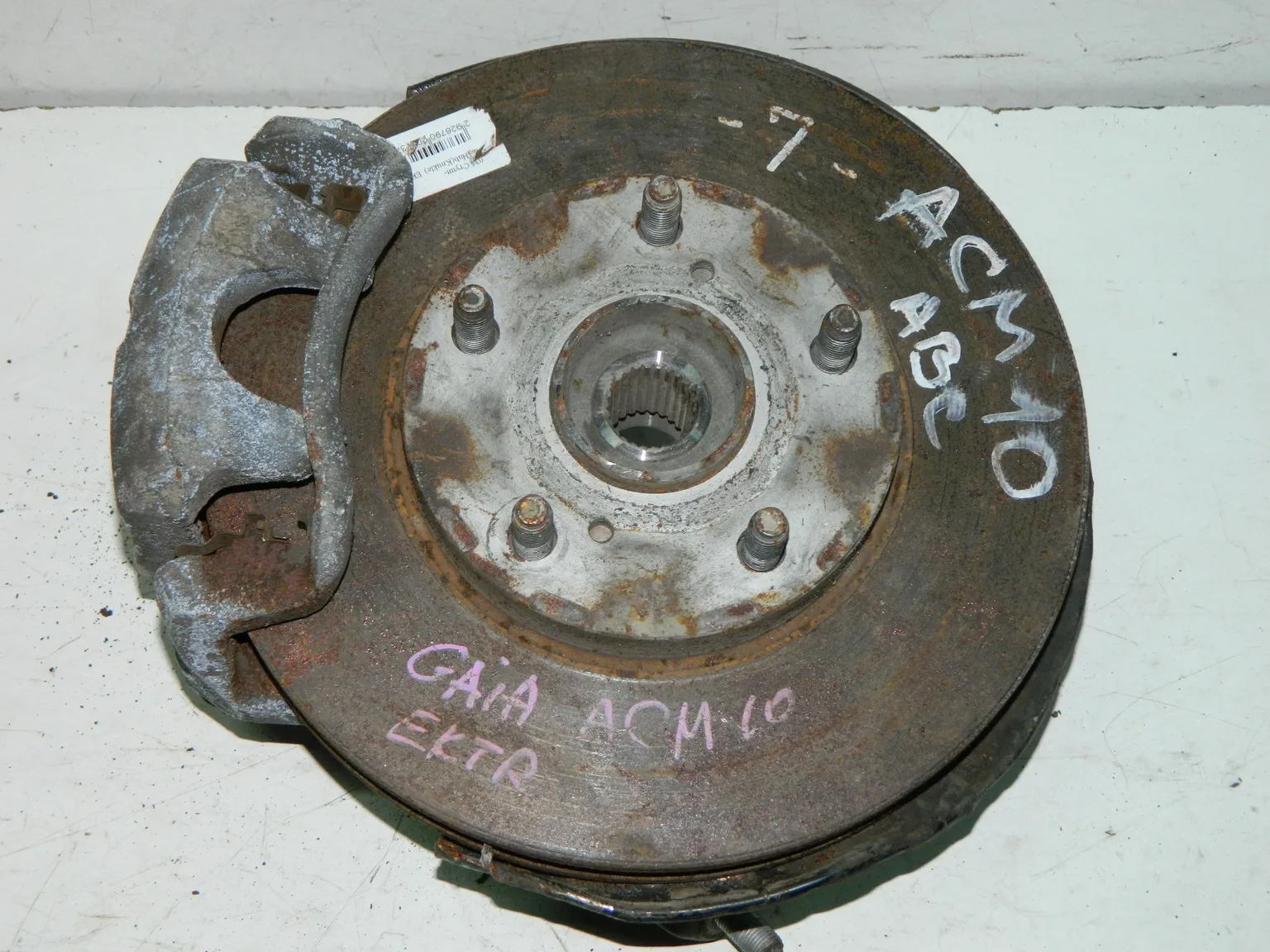 Ступица TOYOTA GAIA ACM10 Перед Лев (Контрактный) 40940694