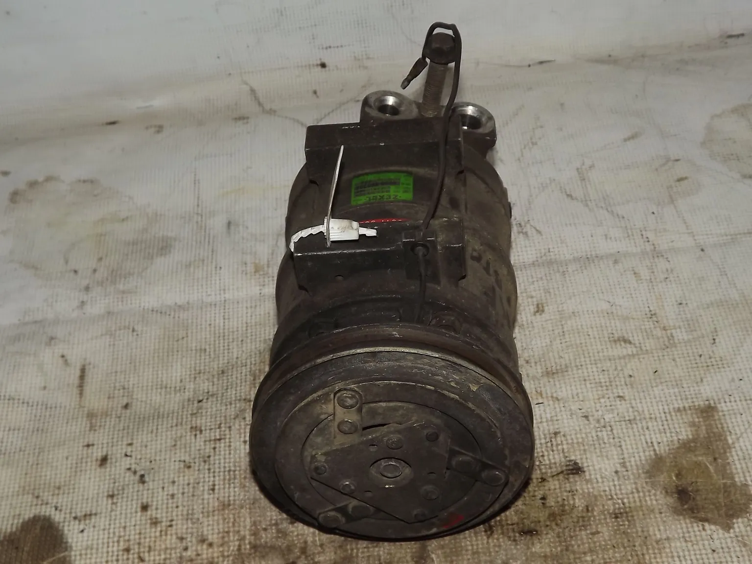 Компрессор кондиционера MAZDA RF (Контрактный) 35017114