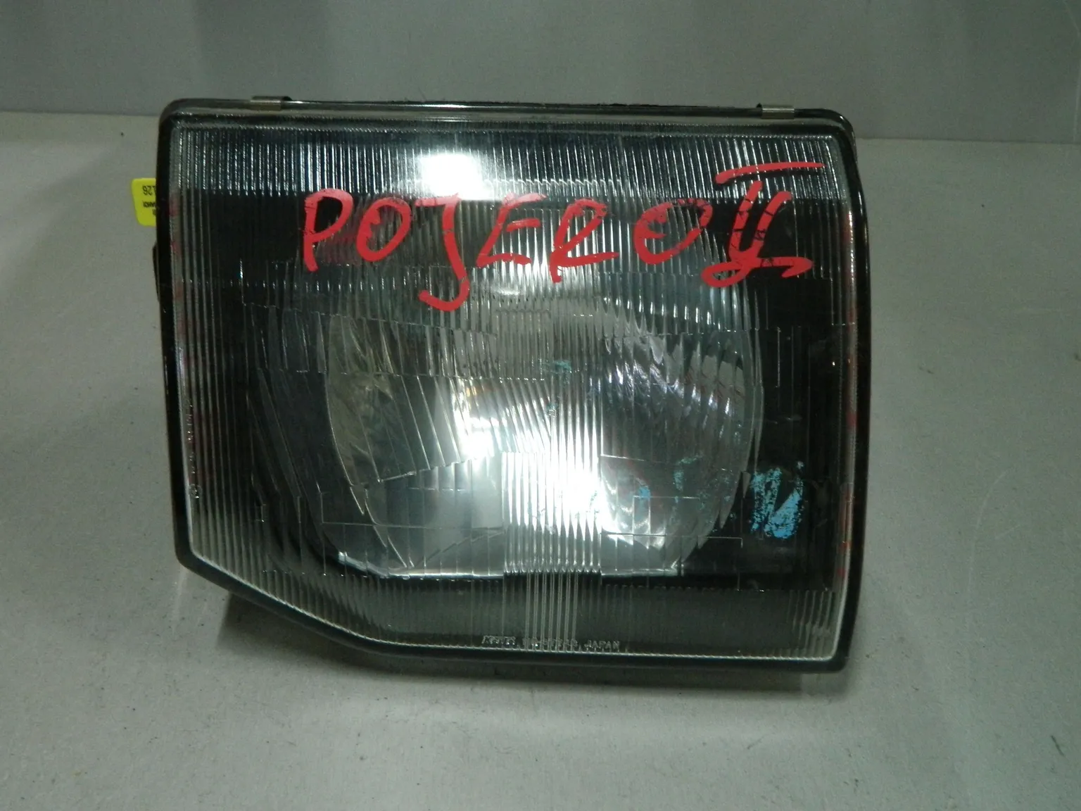 Фара MITSUBISHI PAJERO V45W Перед Прав (Контрактный) 64492126