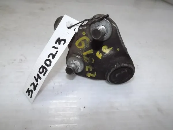 Опора шаровая TOYOTA  AVENSIS AZT250 Перед Прав ( Контрактный )