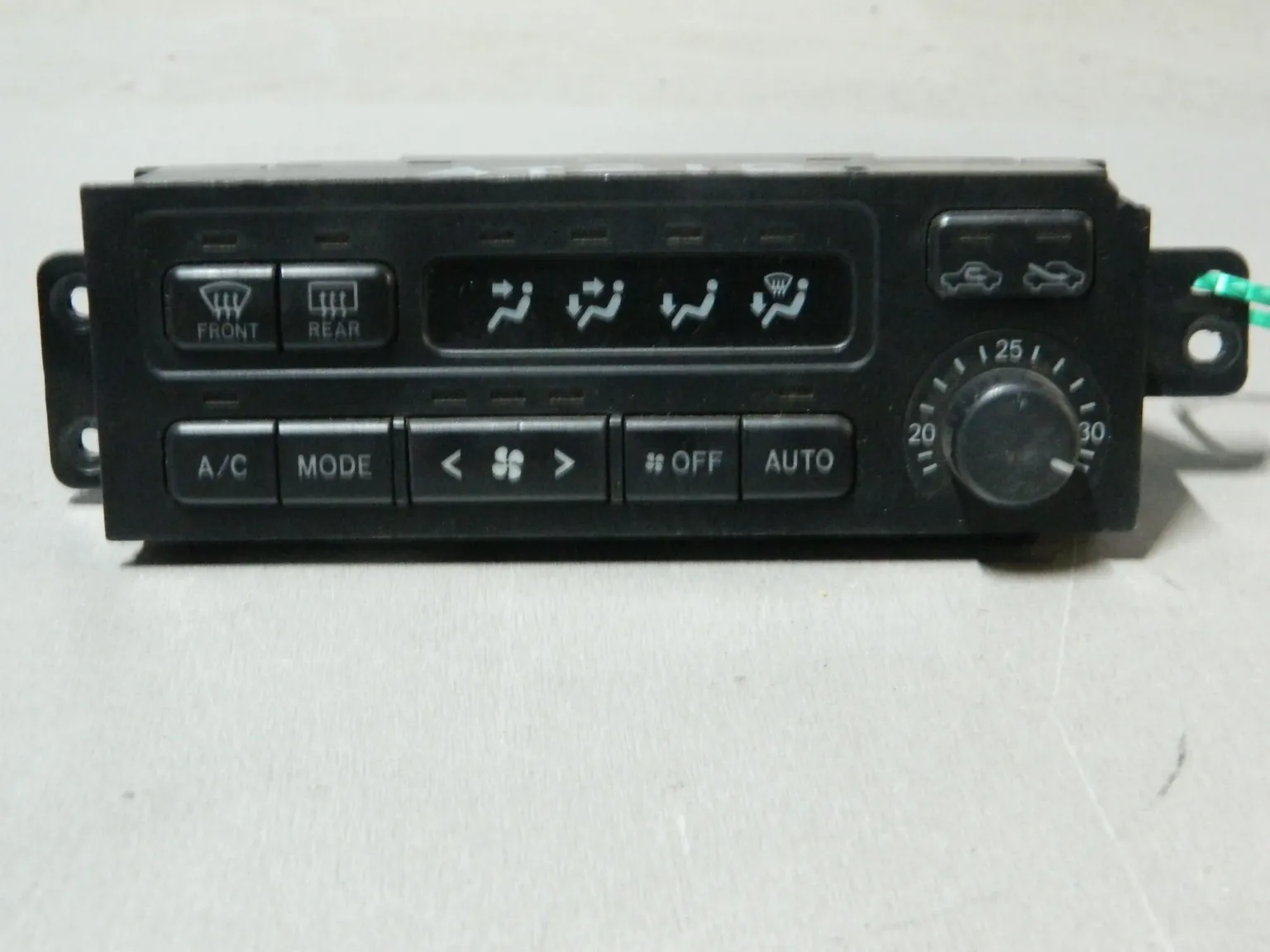 Блок управления климат-контролем TOYOTA CARINA ST215 (Контрактный) 81540644 559002B130