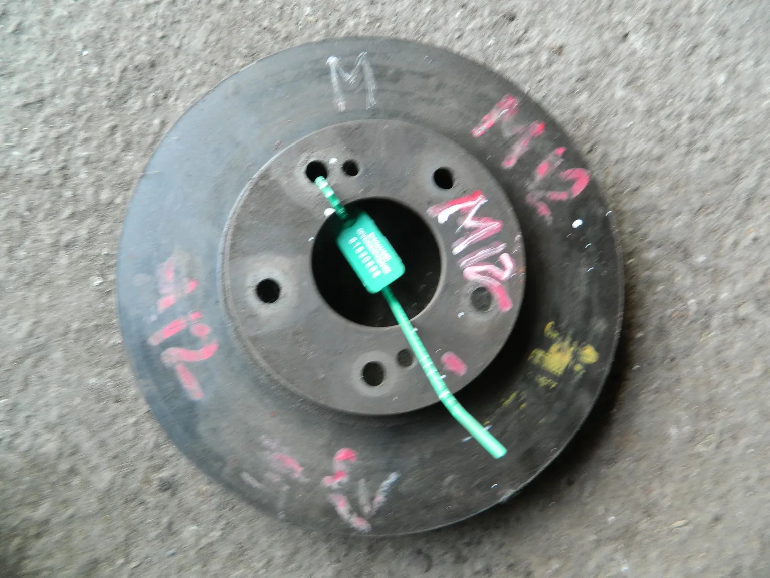 Диск тормозной NISSAN LIBERTY RM12 Перед (Контрактный) 81530596