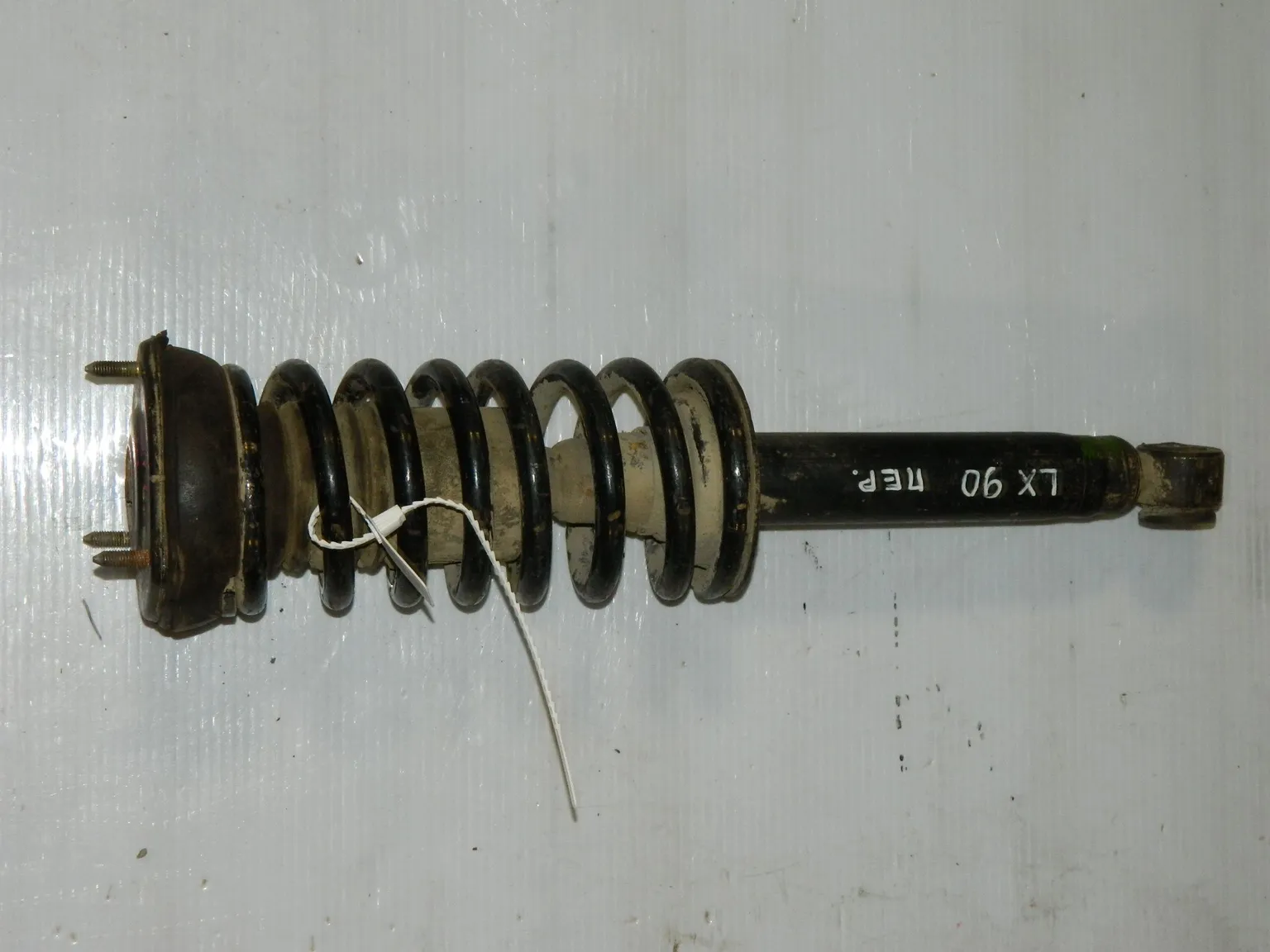 Стойка подвески TOYOTA MARK II LX90 Зад (Контрактный)