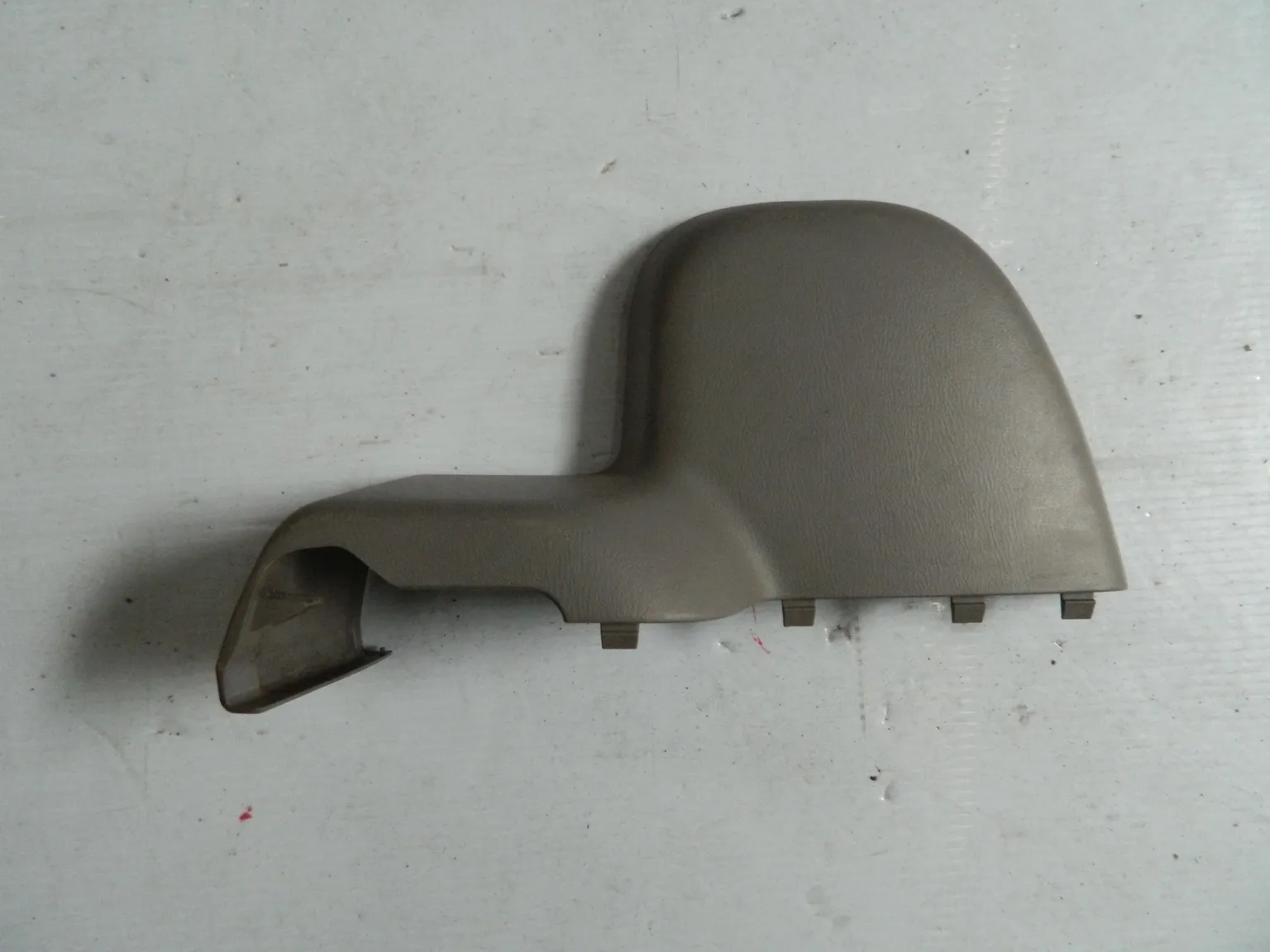 Обшивка багажника SUBARU FORESTER SG5 Лев Низ (Контрактный)